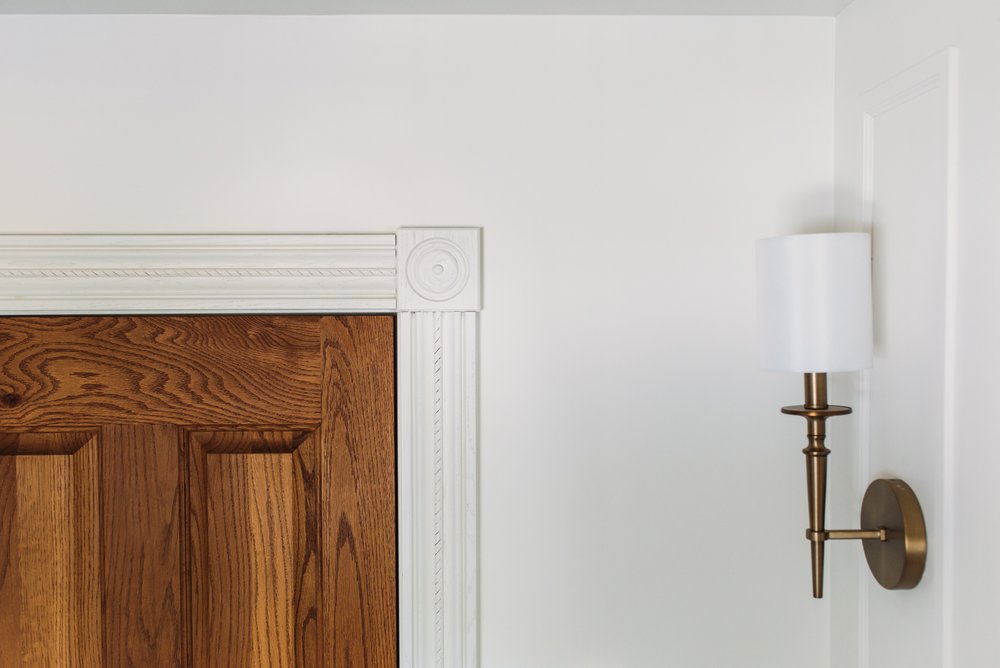 VANITY WALL SCONCE