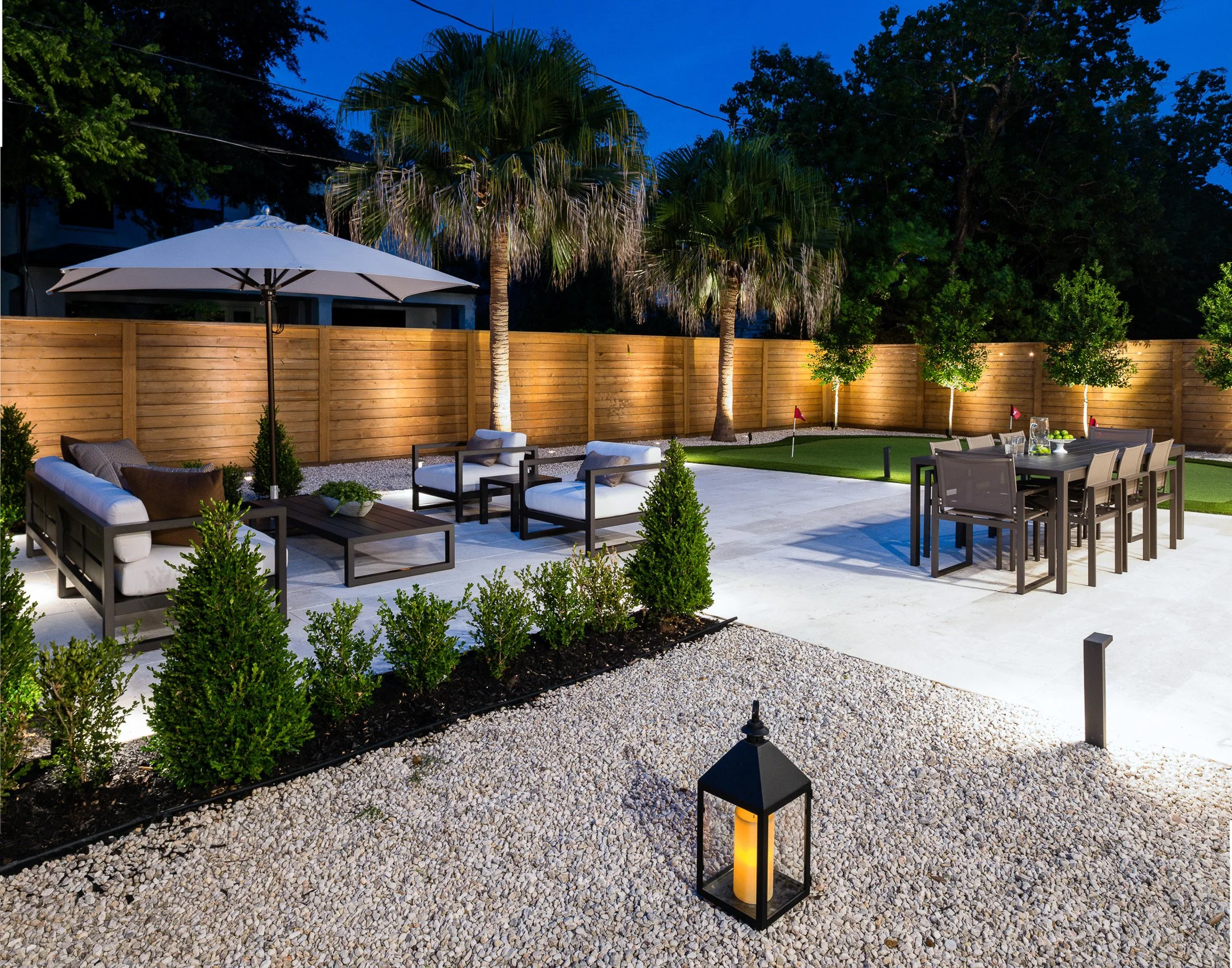 houston-luxury-outdoor-living-patio-putting-green.jpg.jpg
