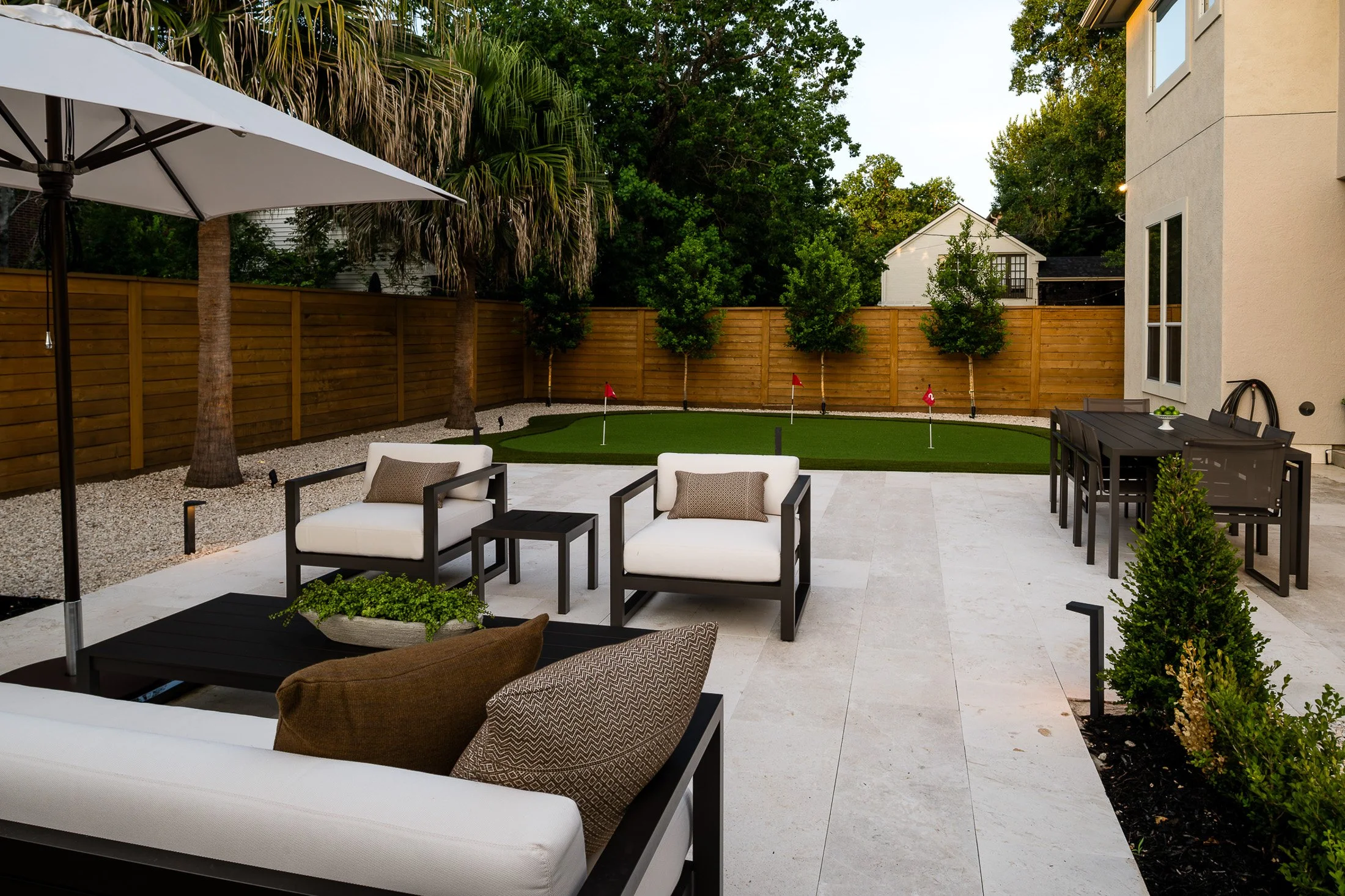 houston-backyard-patio-privacy-fence.jpg.jpg