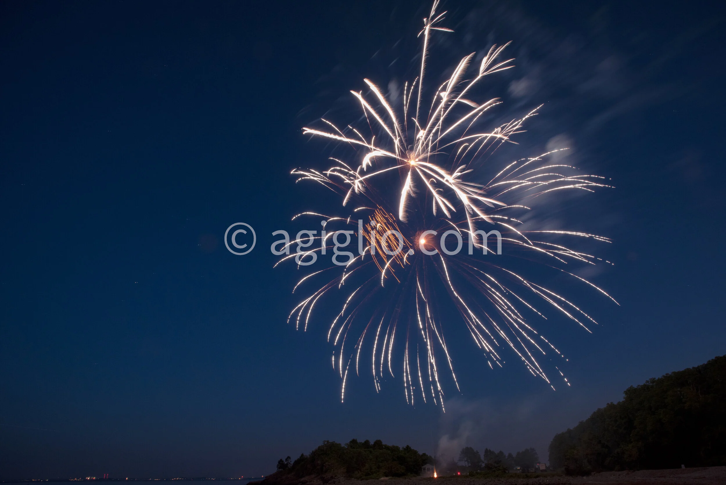 Nahant Fireworks 2018-03.jpg