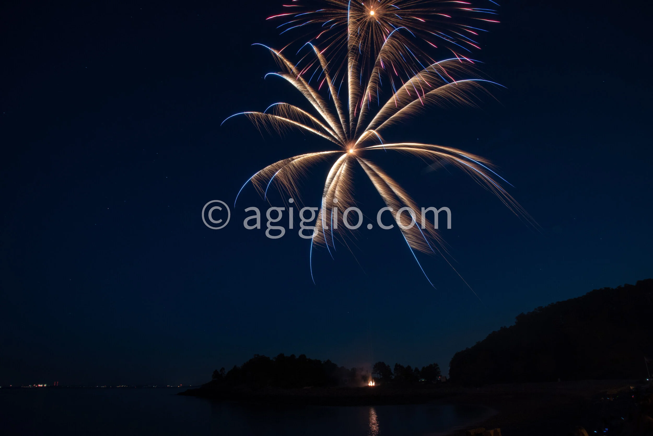Nahant Fireworks 2018-18.jpg