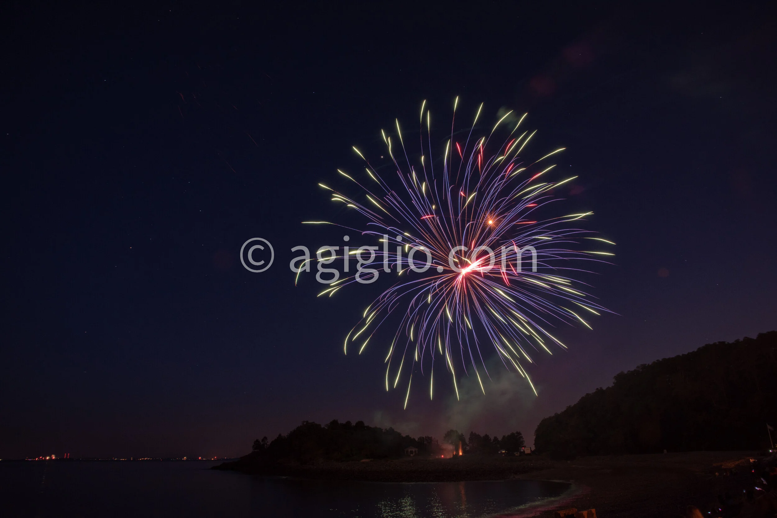 Nahant Fireworks 2018-17.jpg
