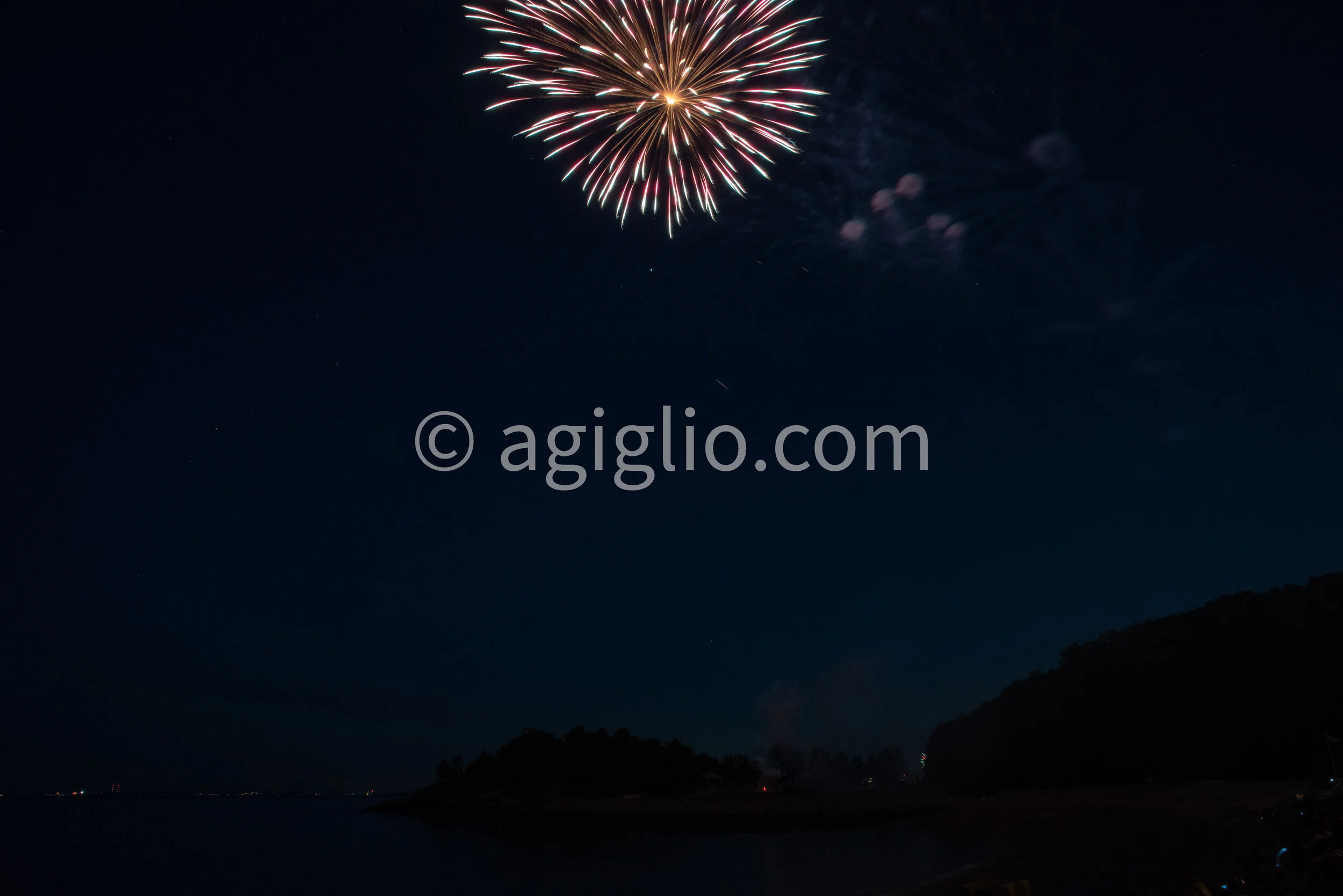 Nahant Fireworks 2018-22.jpg
