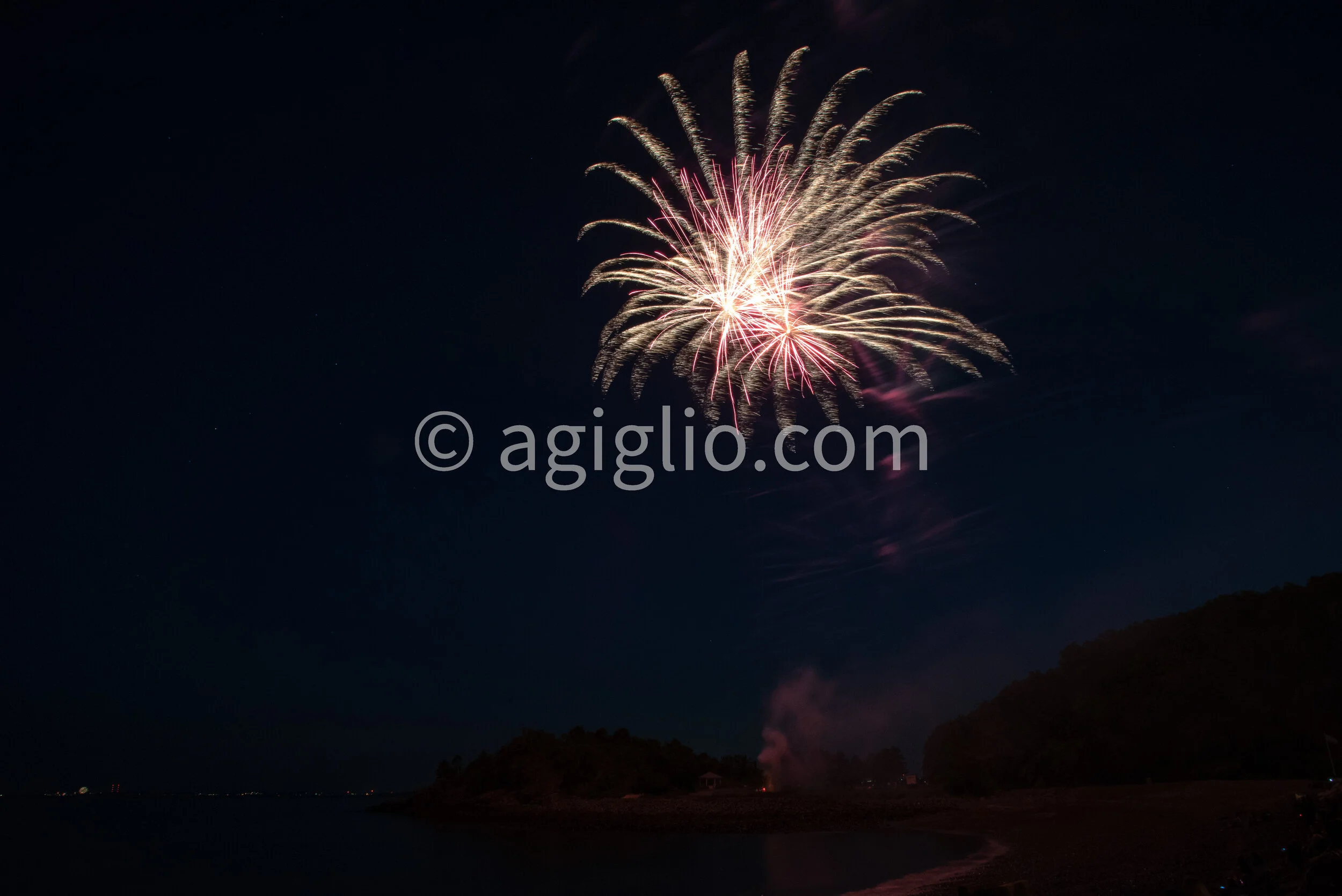 Nahant Fireworks 2018-23.jpg