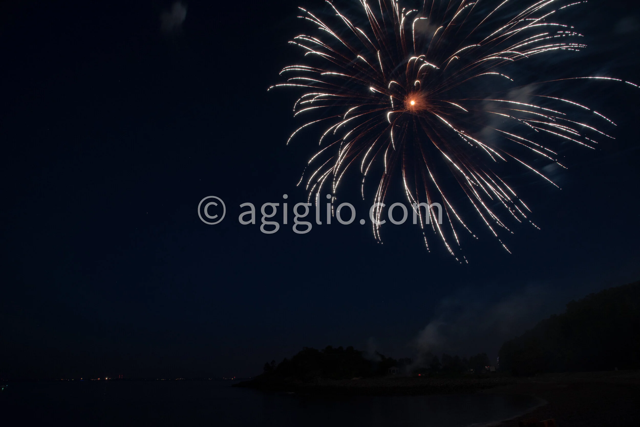Nahant Fireworks 2018-45.jpg