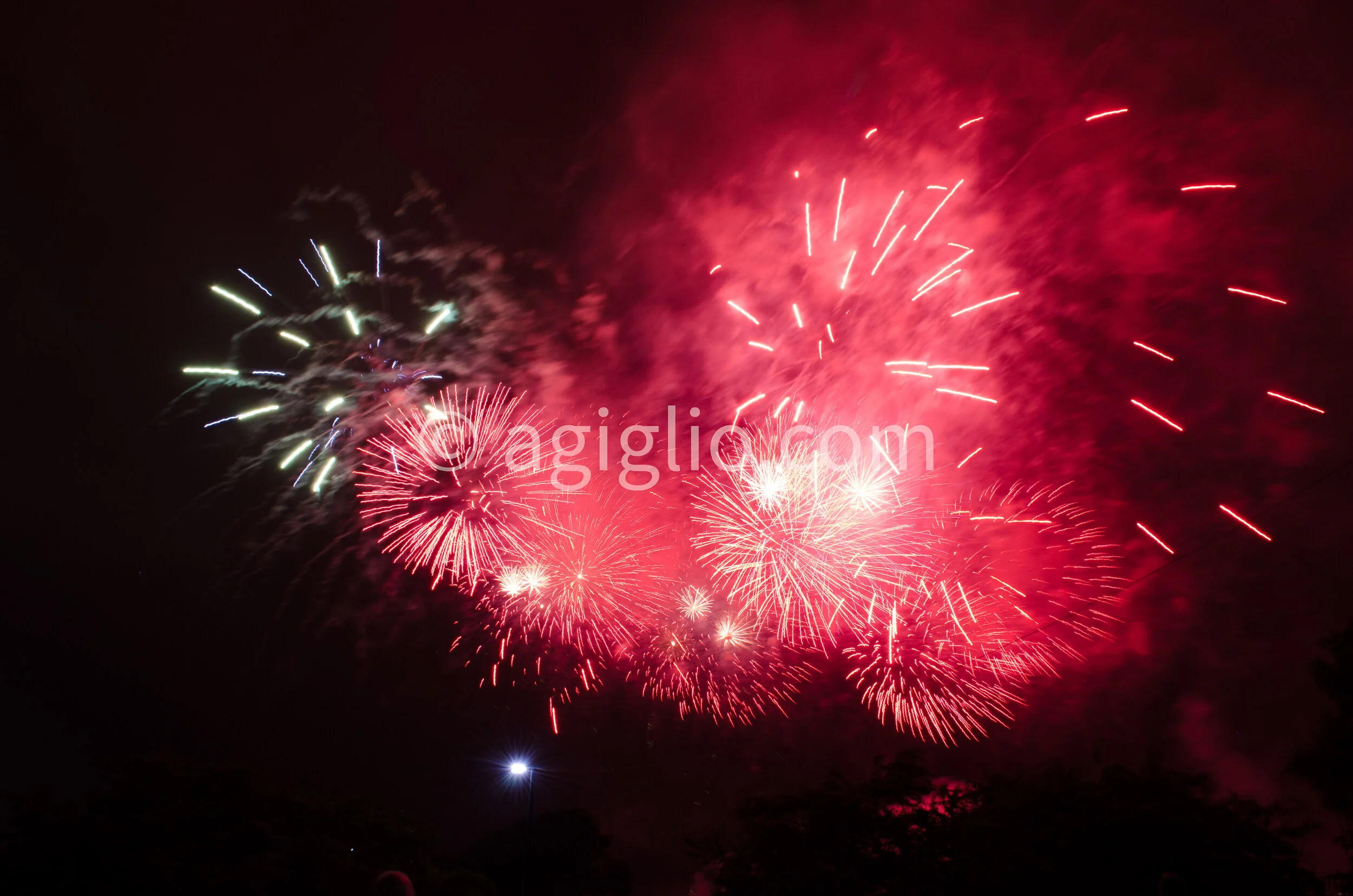 Boston Fireworks (3).jpg