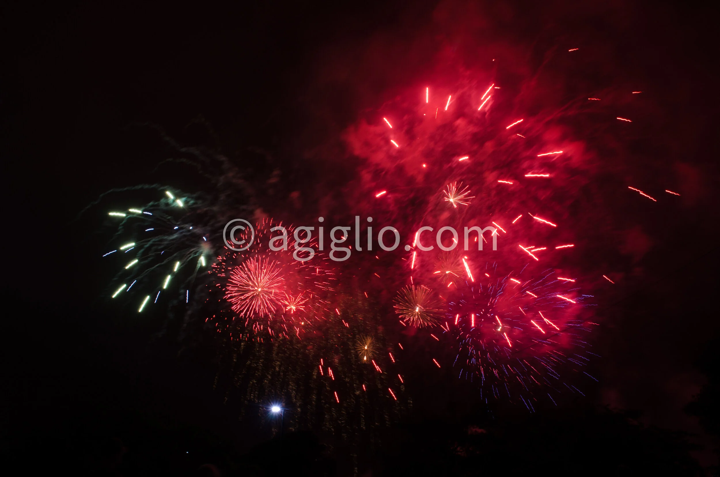 Boston Fireworks (4).jpg