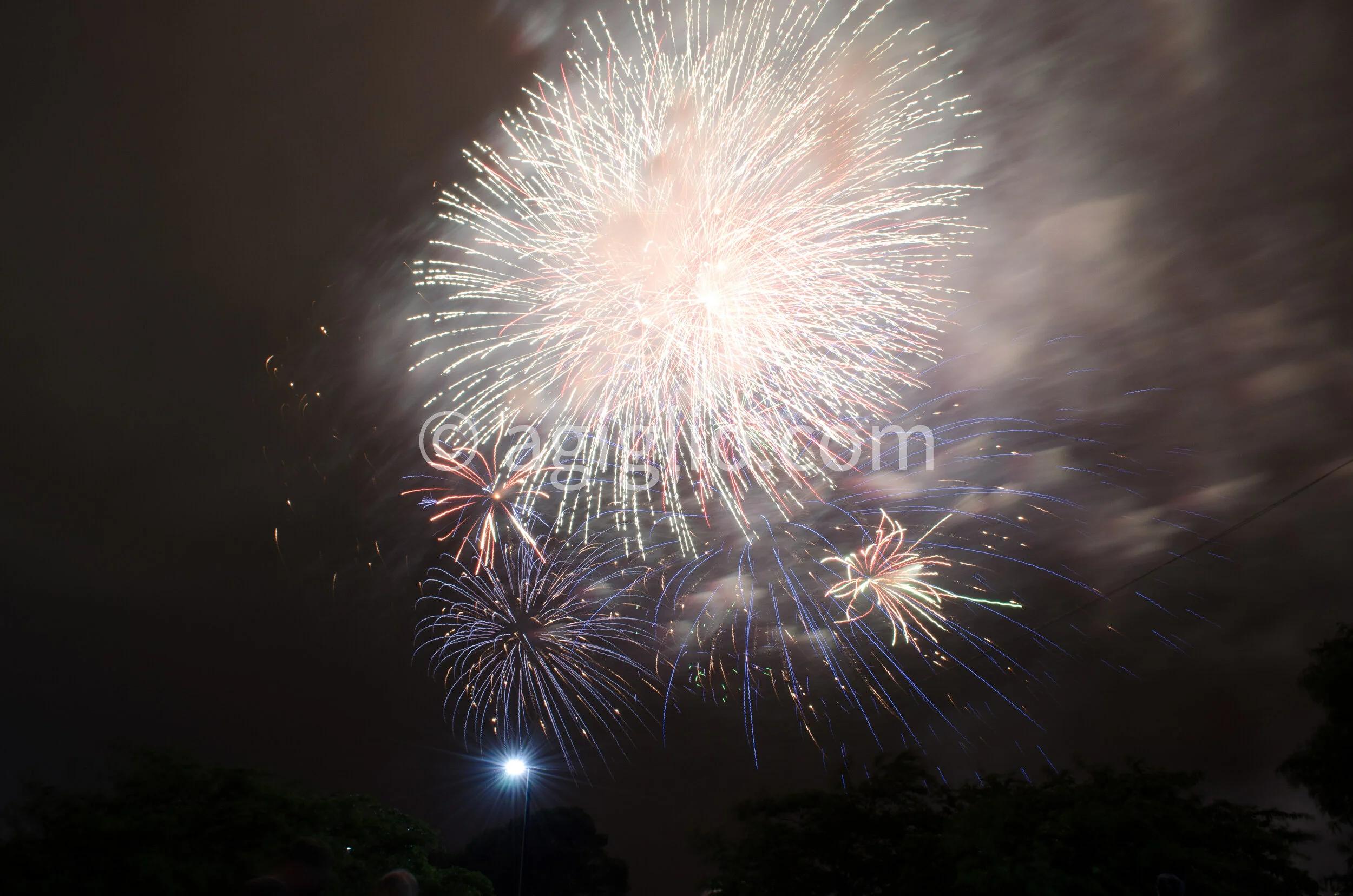 Boston Fireworks (8).jpg