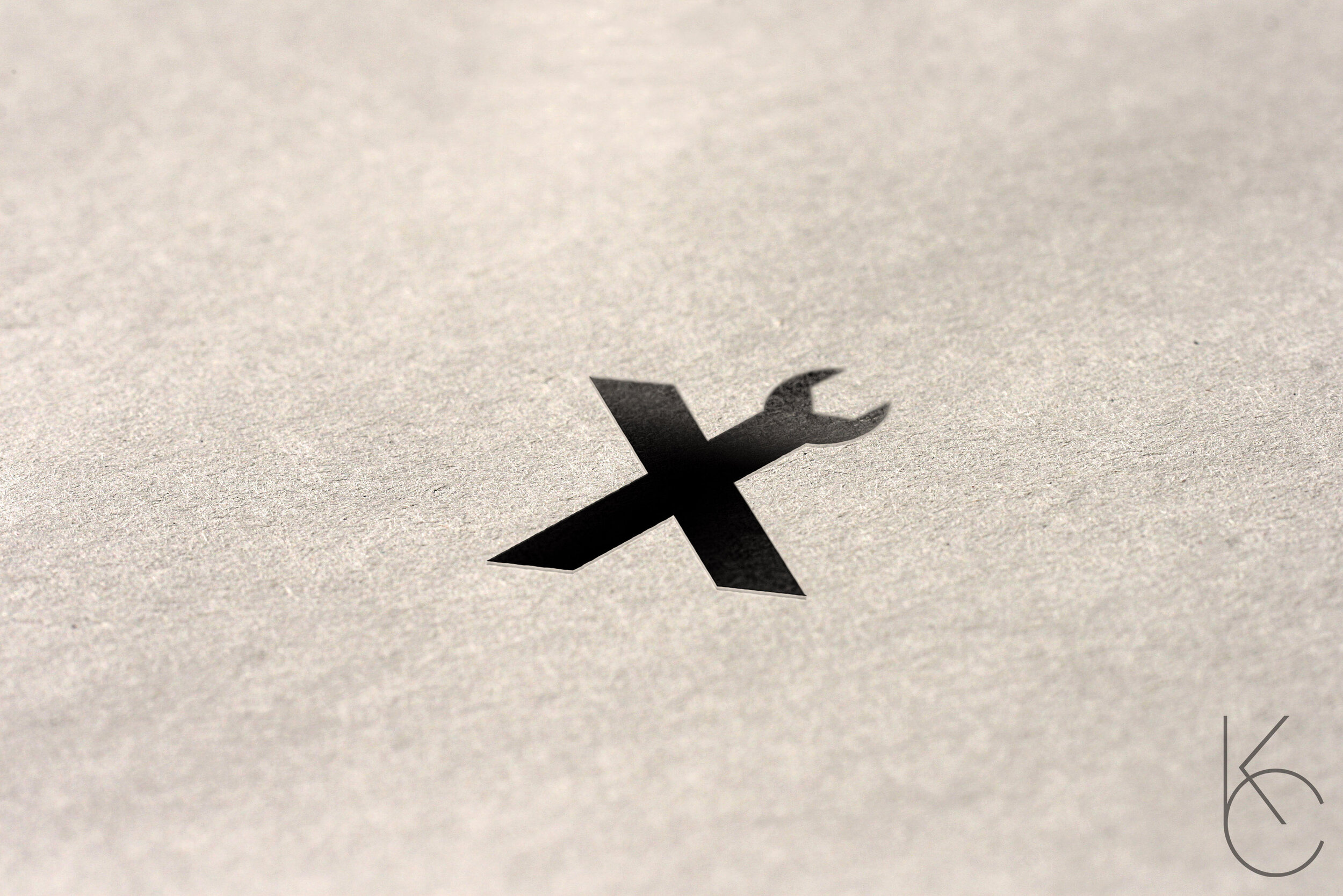The letter "X" became the brand's focal point from a marketing perspective, going as far as becoming the company's emblem: from social media icon to print.