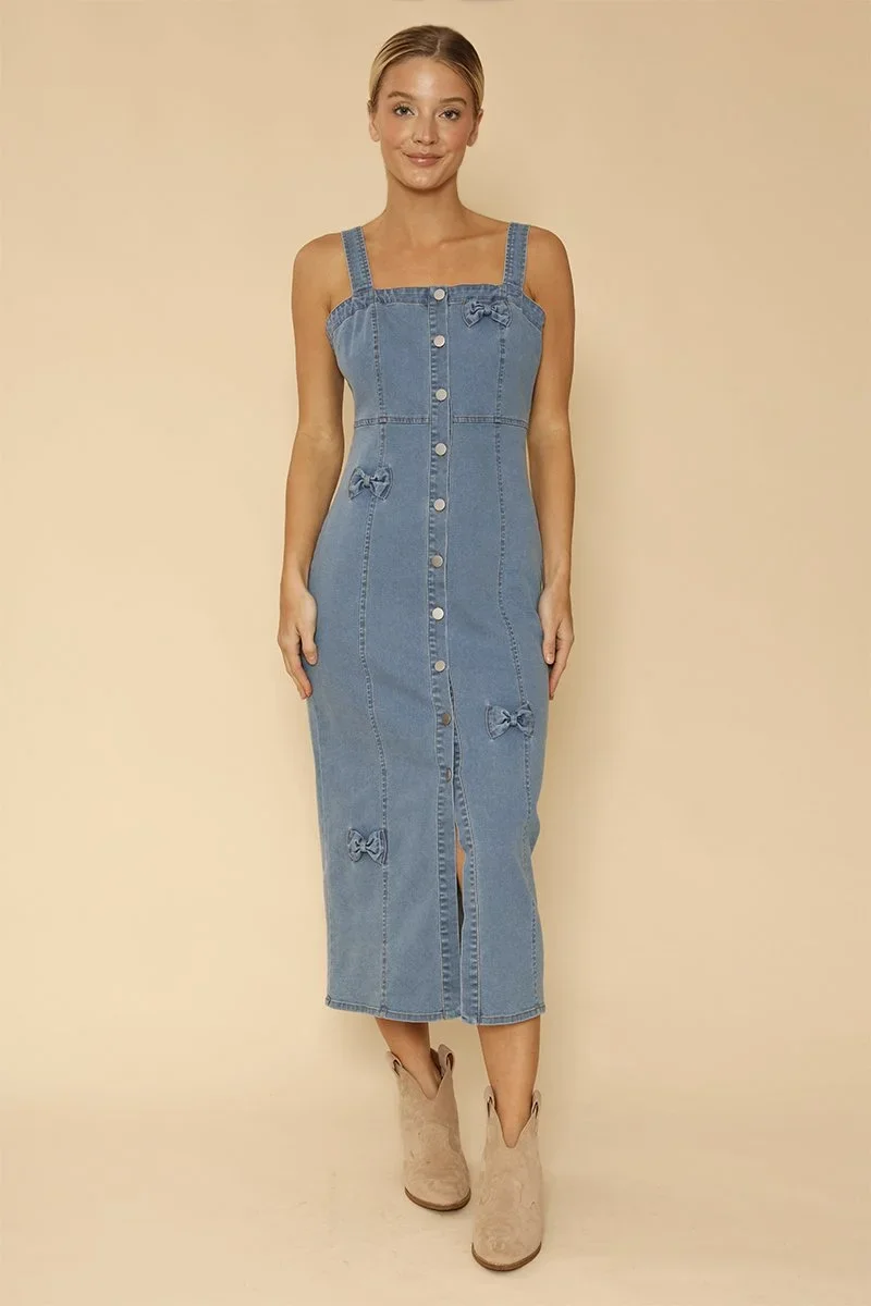 bow_dress_2.jpg.webp