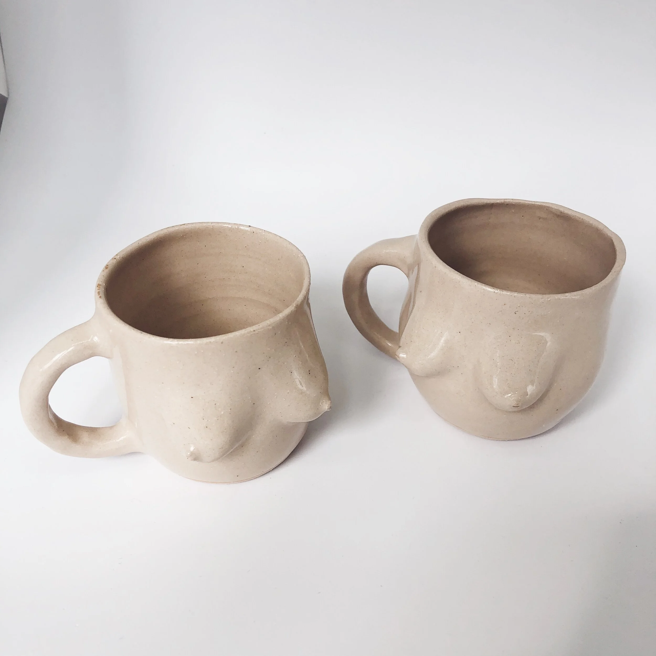 DB64C75D-7204-4C8A-97A3-F23F88FE2E0A