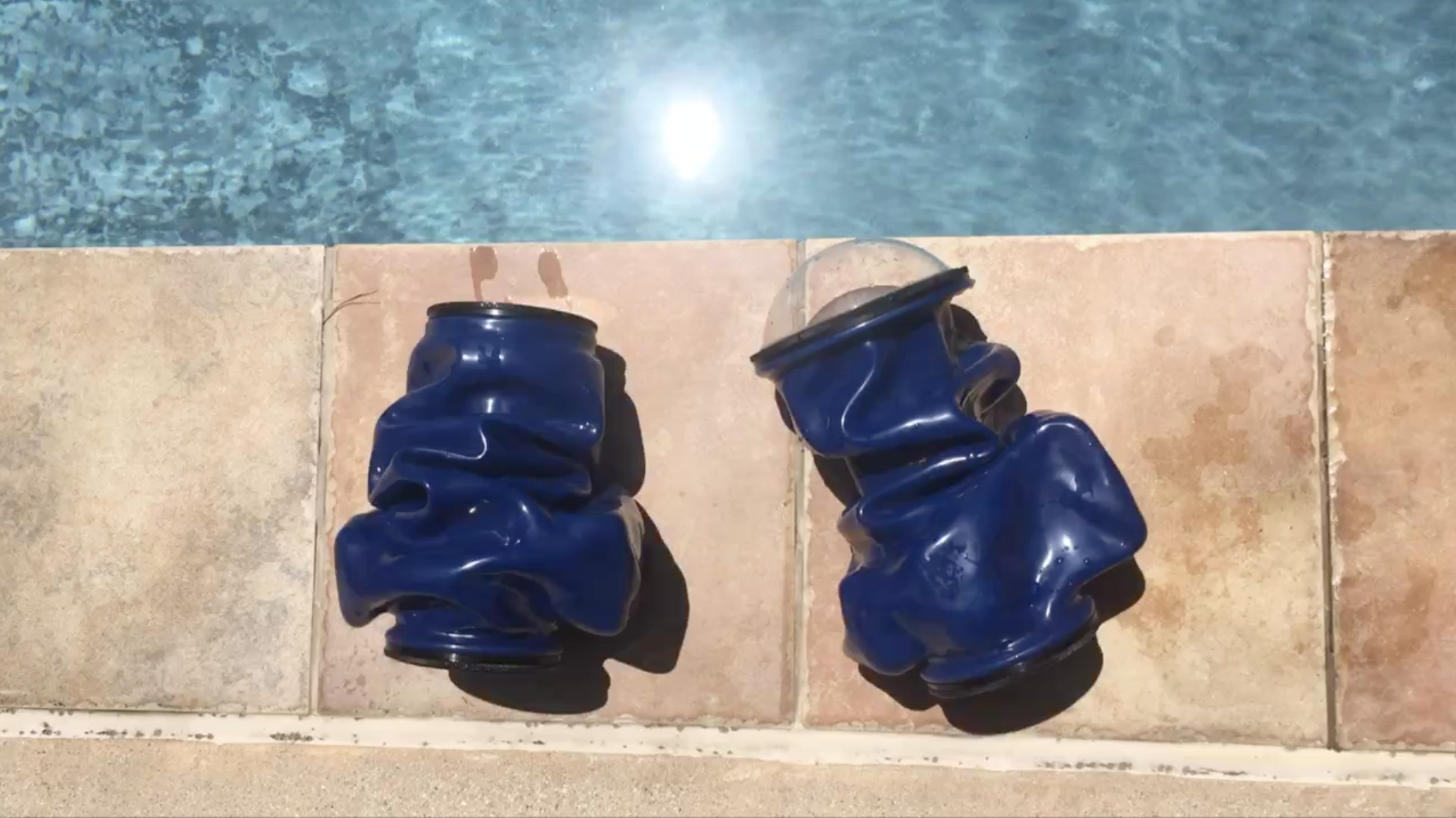 Outex Flat port (left) and Outex Dome port (right)