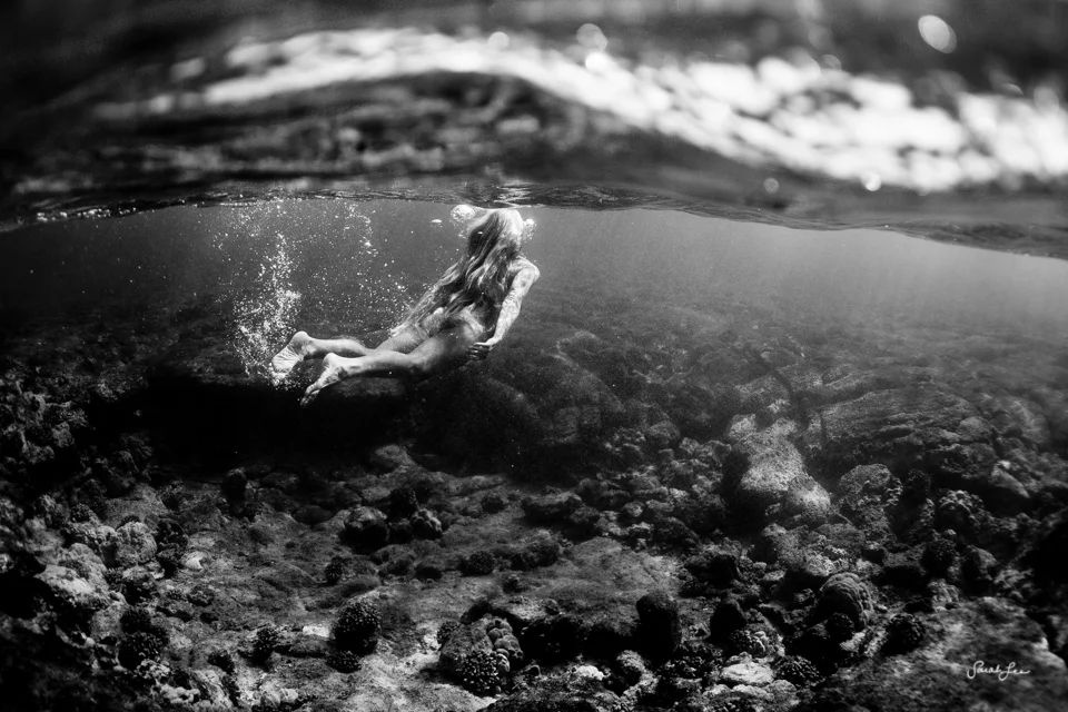 carol_fuller_underwater_woman_9495.jpg