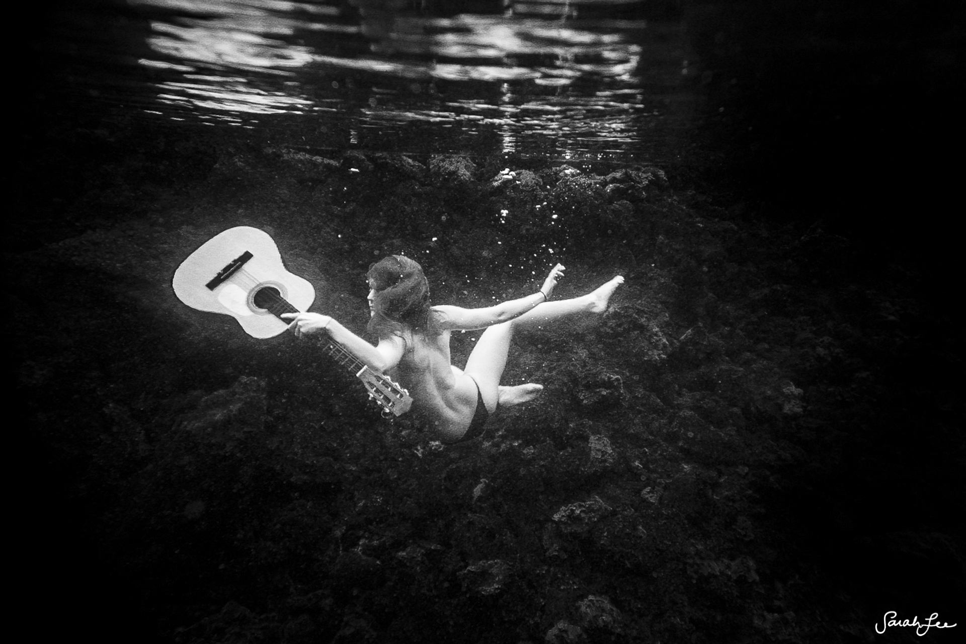 002_Sarah_Lee_Photography_Underwater_.jpg