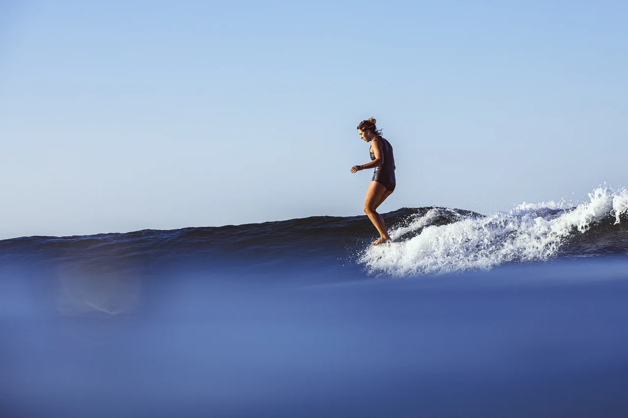 024_SarahLeePhoto_Woman_Surf_Photographer_.jpg