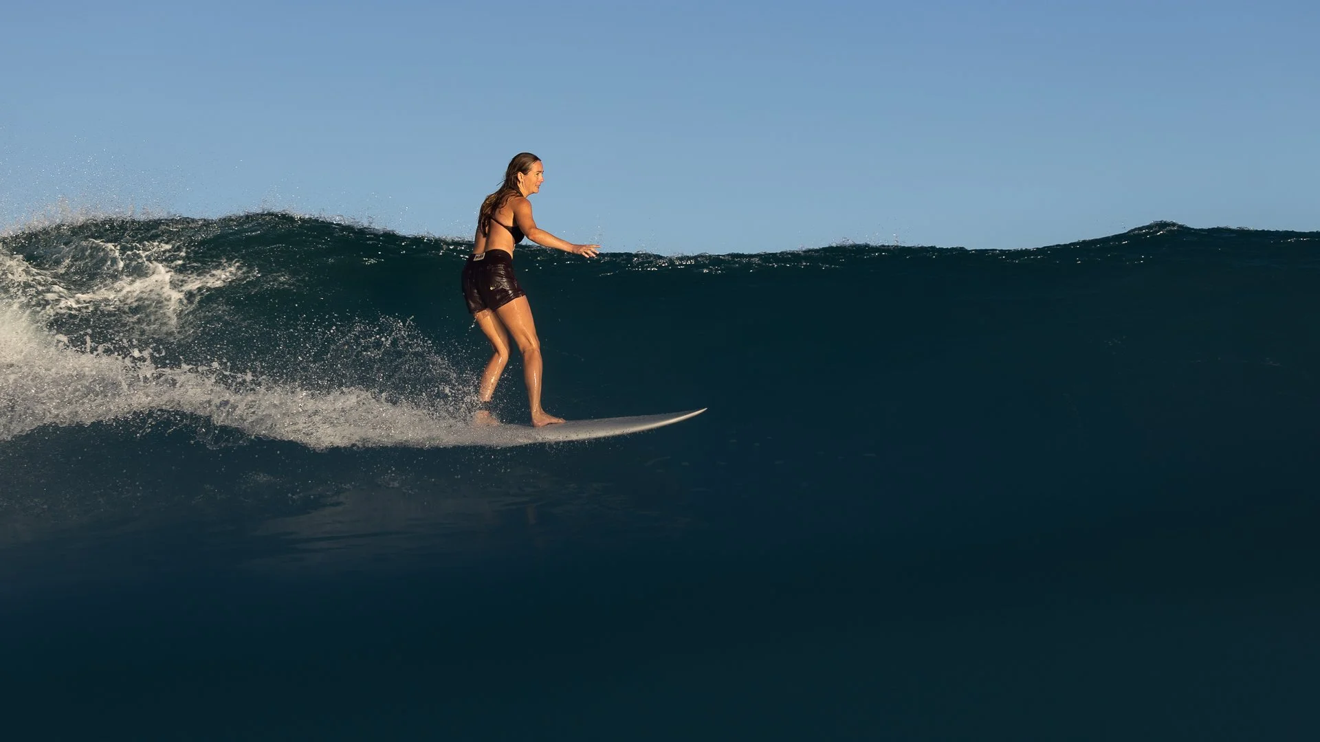 Furrow-Surf-Craft_Skylark_Twin-Fin_Anna-Gudauskas_North-Shore_004.jpg