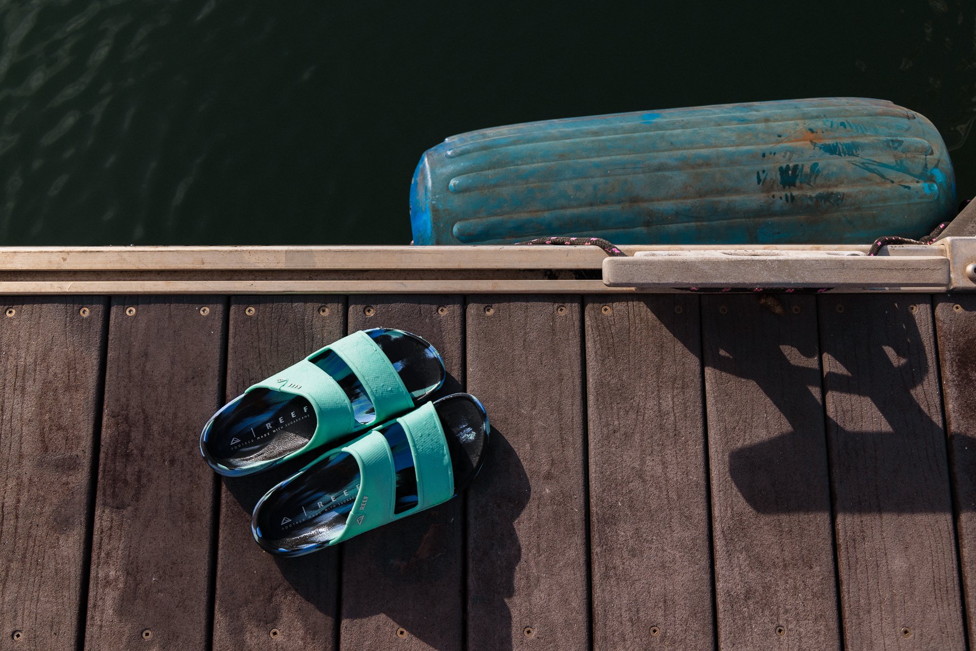 REEF_Water-Friendly_Sandals_Shoe_Photoshoot_Oahu_Sarah-Lee-Photo_002.jpg