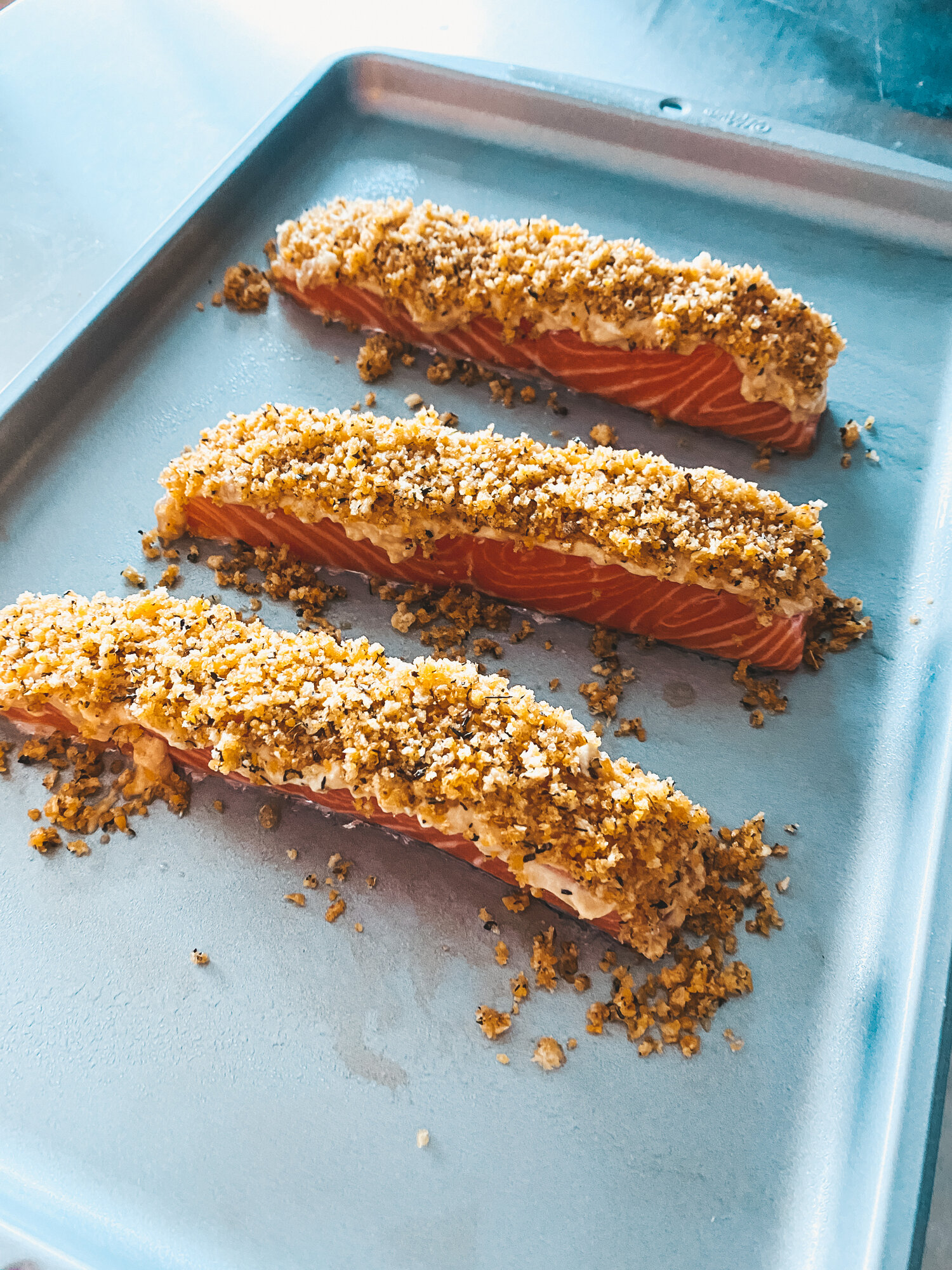 Recipe: Hummus + Panko Crusted Salmon — SWEAT + TELL