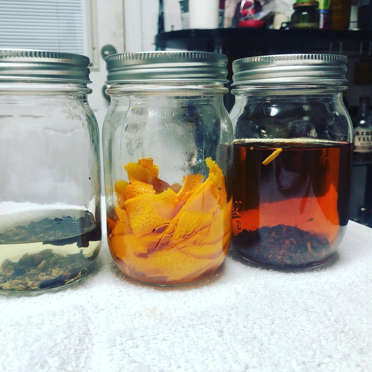 12 hours into the 1st step of making orange bitters!  Using @rebelyellbourbon 💯 proof!  I want to thank Marcia Simmons @seriouseats for her contribution to this recipe:
https://www.seriouseats.com/recipes/2012/01/how-to-make-your-own-orange-bitters-