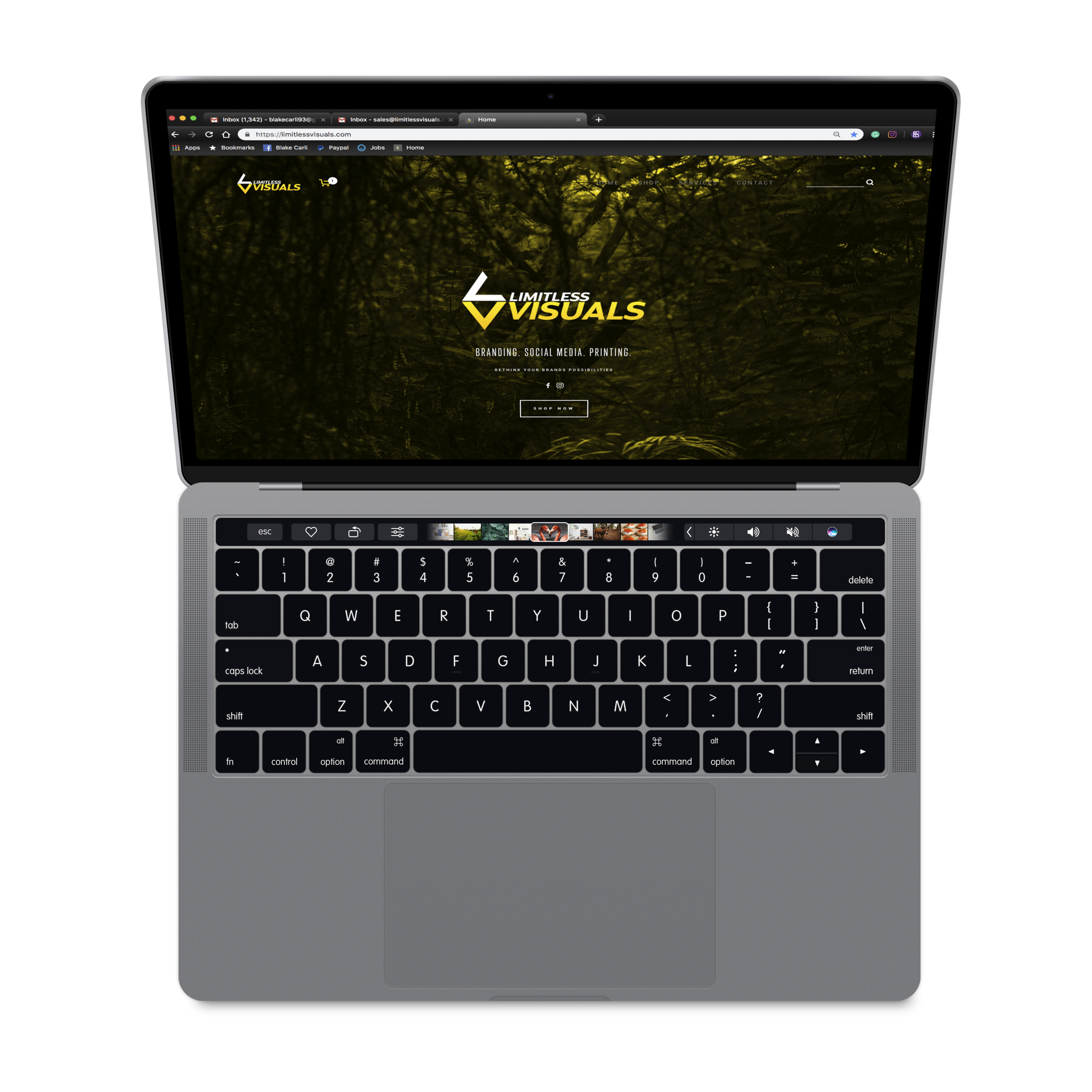 Macbookmockup.png
