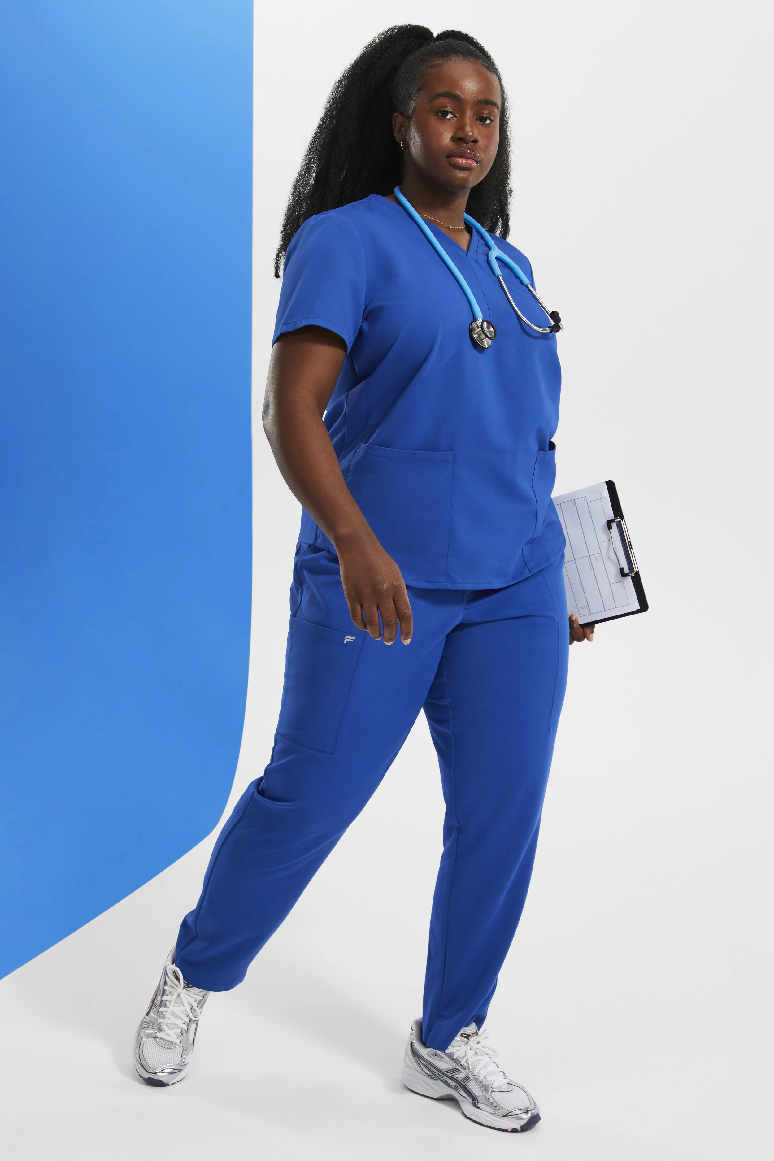 SHOT_06_DUAL GENDER_GROUP SHOT_CORE_0410.jpg