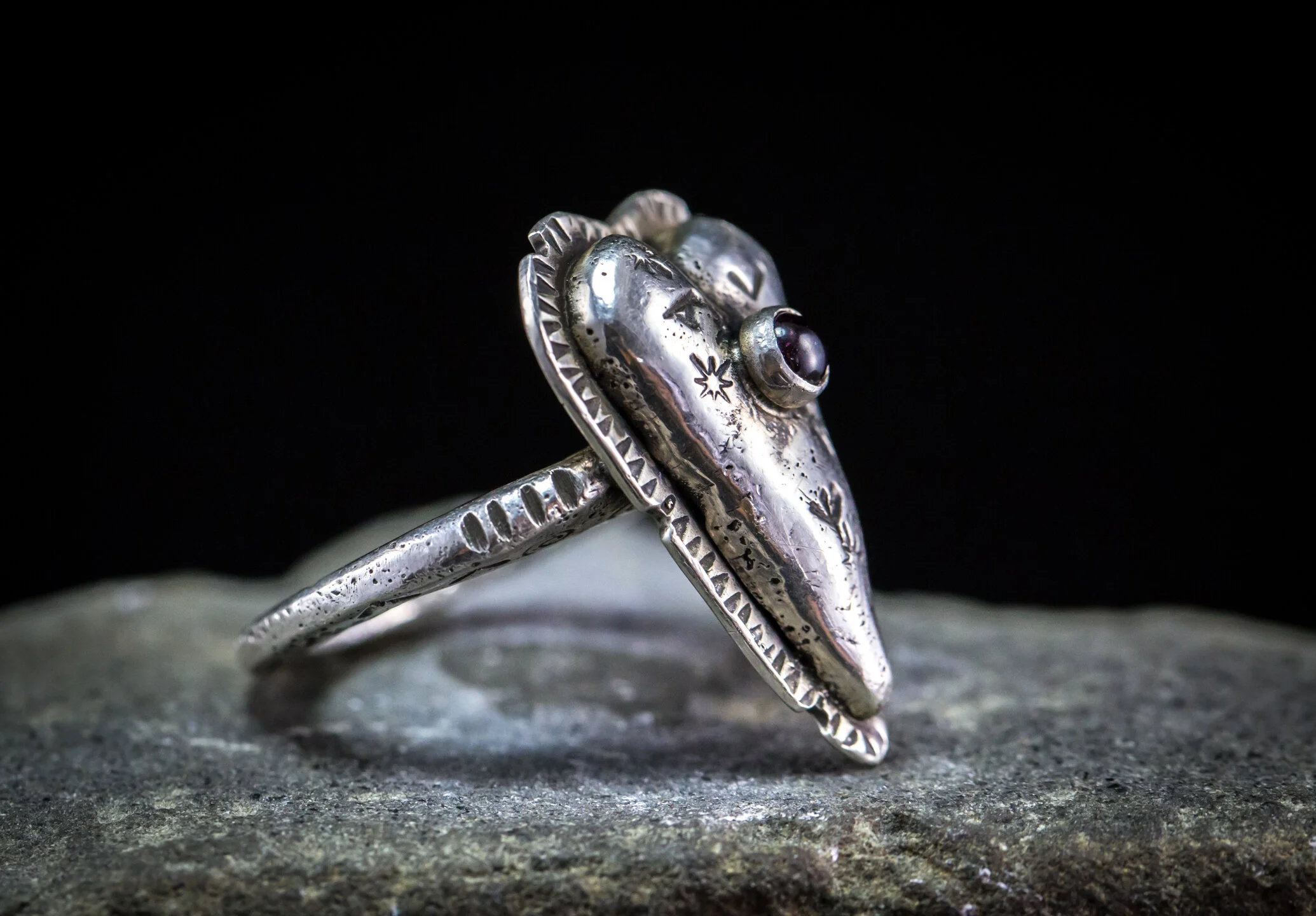 ForgedheartRing6.jpg