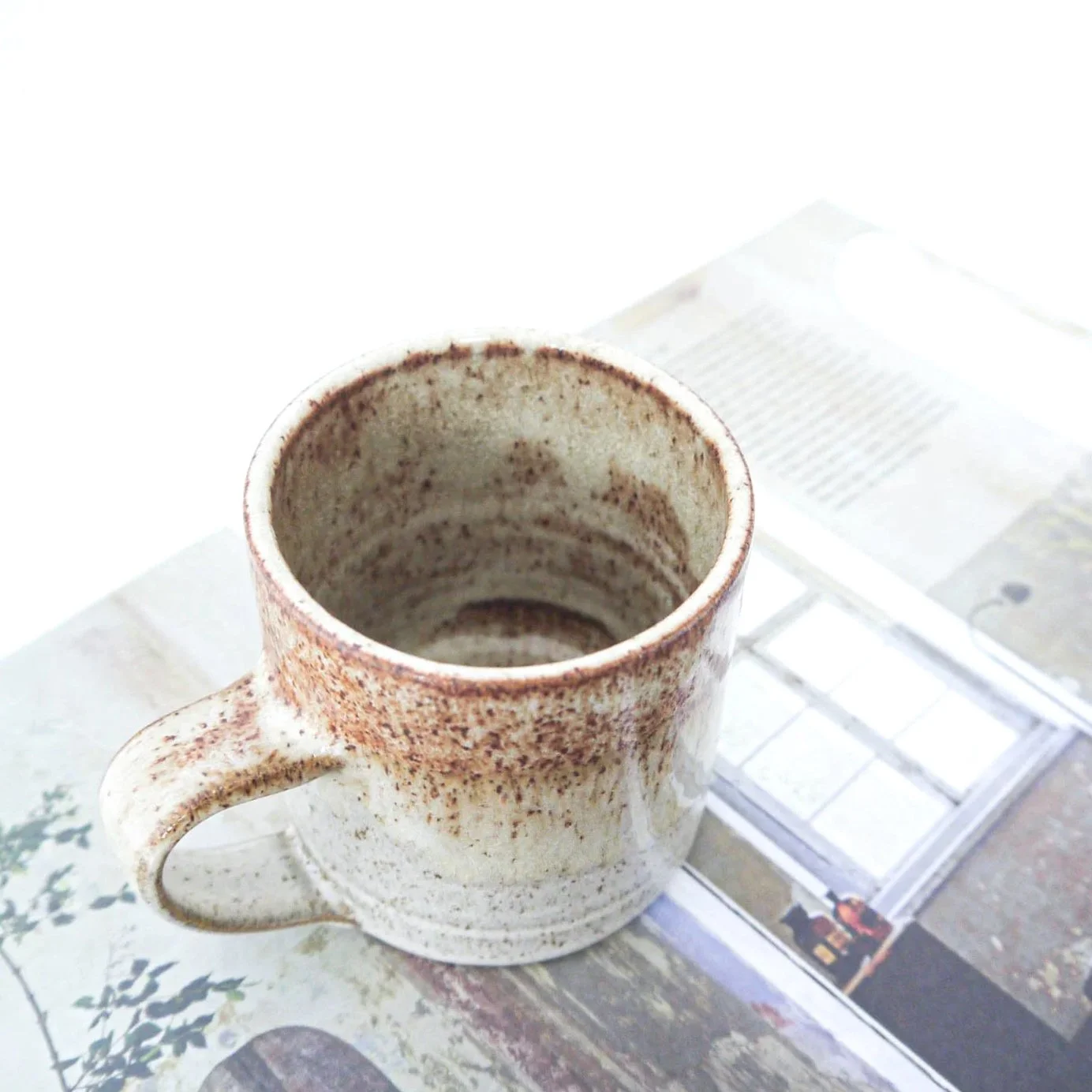 CUP-EARTH-WHITE-4.jpg