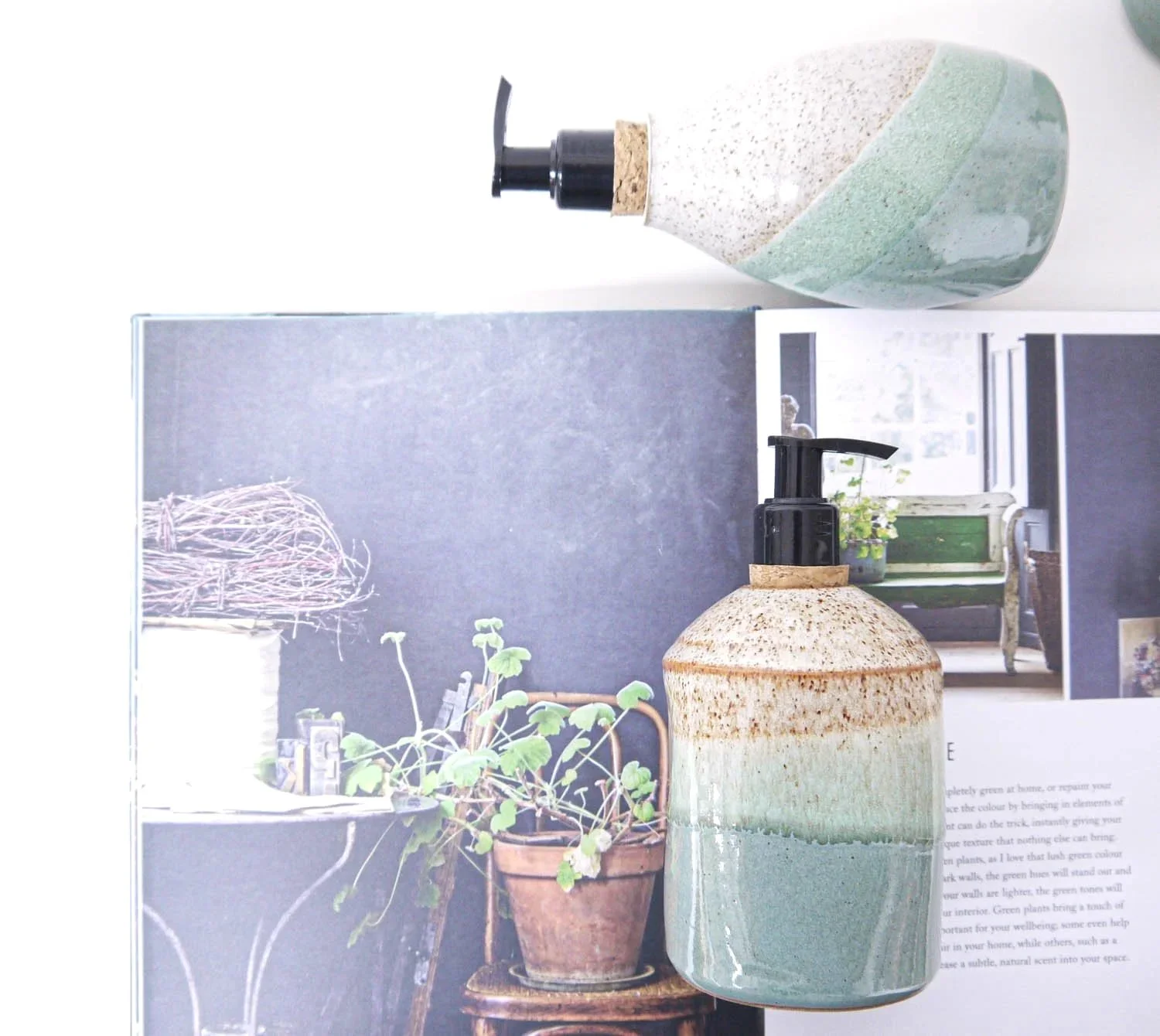 Soap Dispenser green gradient