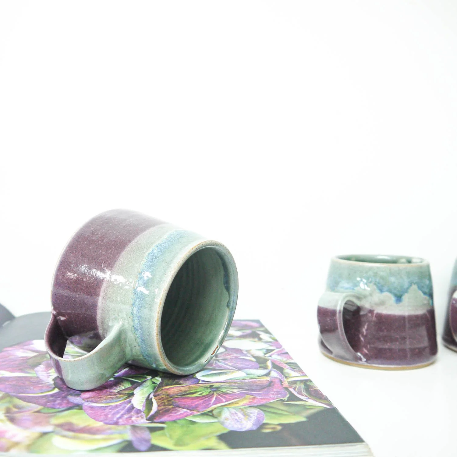 MUG-MINT IRIS-3.jpg