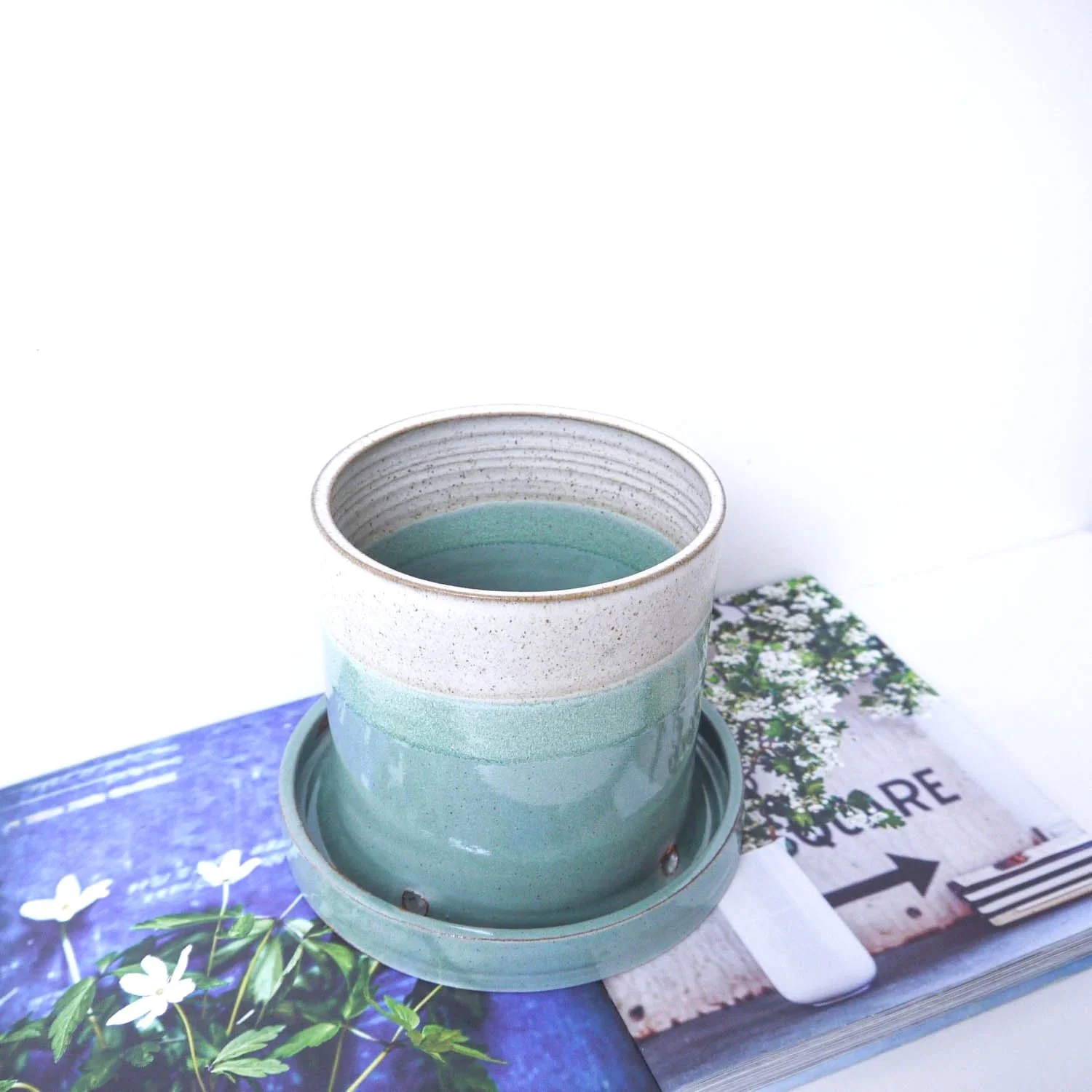 PLANTER-LRGE-GG-STRAIGHT-4.jpg