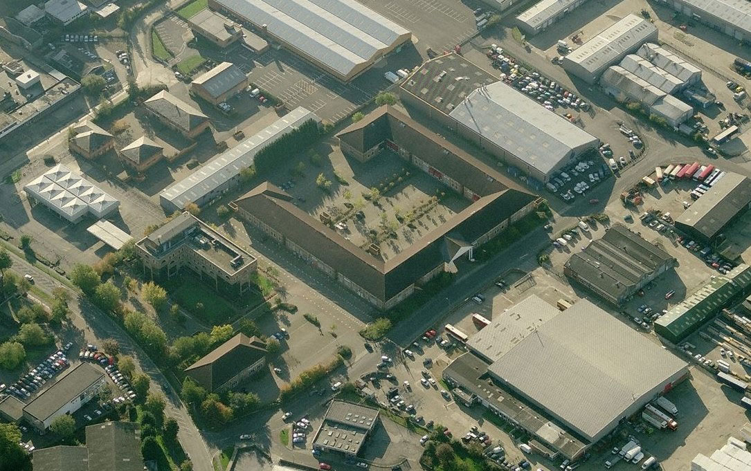 <p><strong>Alton House, Aylesbury</strong>66,000 sqft of self-contained offices.<i>More →</i></p>