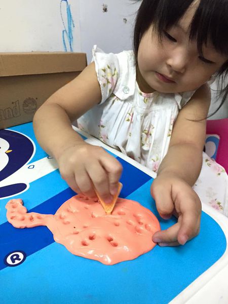 黏土種類該怎麼選擇 兒童職能治療師雙寶阿木幫妳解析各種黏土優缺點