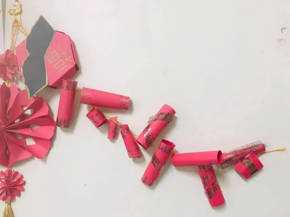 帶著小朋友DIY佈置新年吧!跟著Nyle一起做「福」到鞭炮!