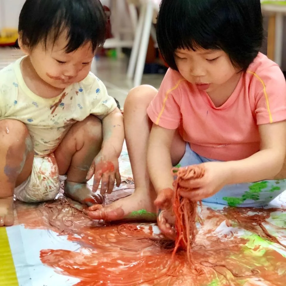 他們姊弟倆-Vicky養兒日記-親子共讀、親子手做、親子料理、玩樂