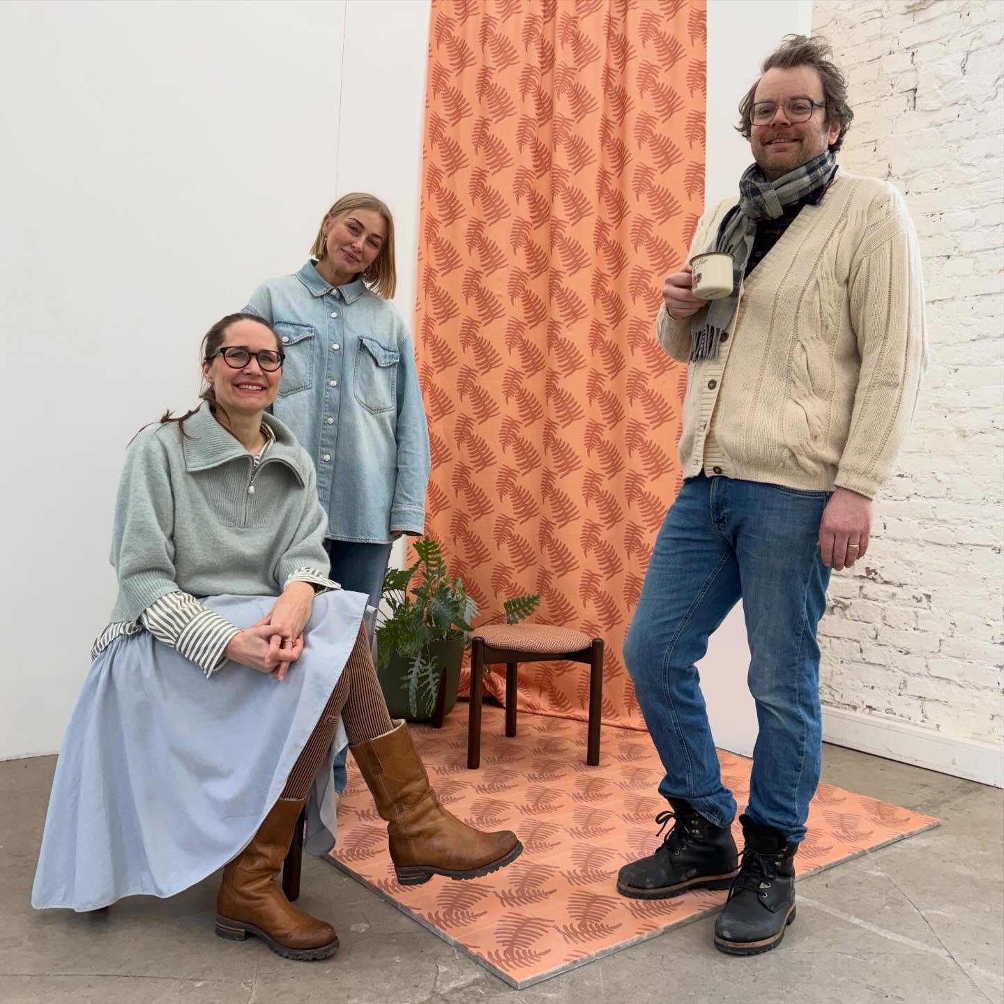 It&rsquo;s been so fun launching the @farfarfliser tiles together Kasia from @kaba.universe and with Lasse.
Kasias eye for unique vintage furniture and her curation of the exhibition really made the tiles shine :)

Now the tiles are avaliable in @far