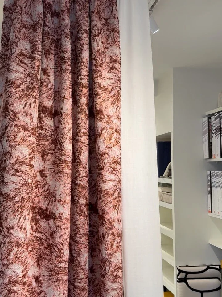 The Balloon 🎈textile as a beautiful curtain on display in the @riisagentur showroom. The thick lush wool quality makes it a good sound absorber aswell :) 
It&rsquo;s perfekt as a roomdivider or portier curtain since the textile is nice on both sides
