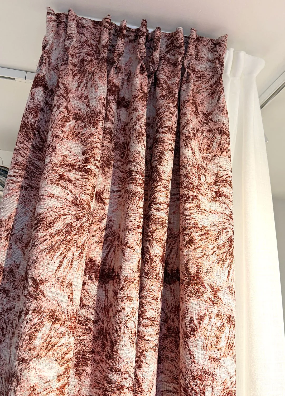 Balloon_curtain_Plesner_Patterns.jpg