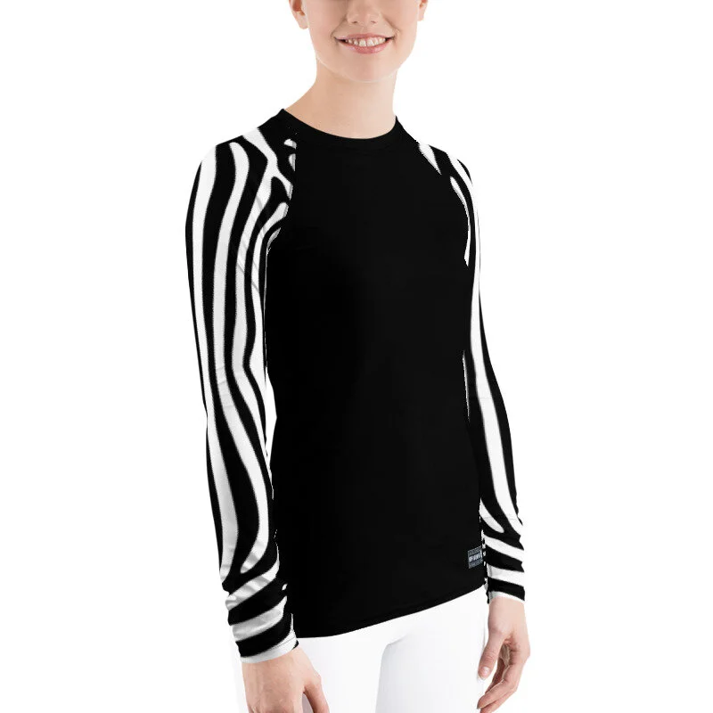 mockup_Right_On-Model_White (9).jpg