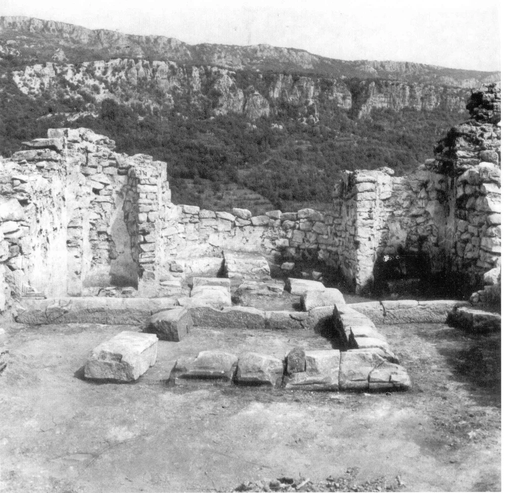 Bazilika u Martinićima.jpg