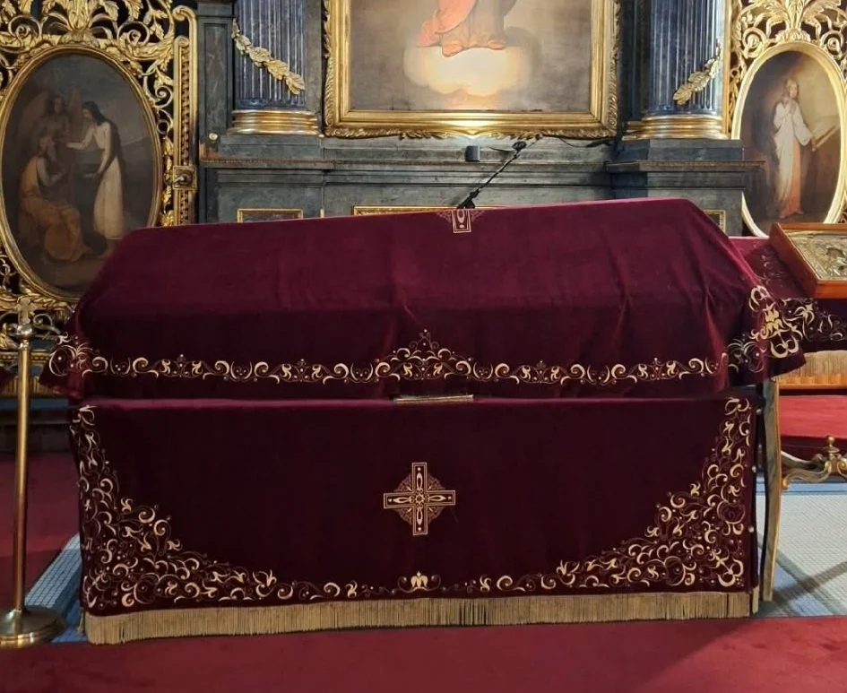 TAJNA SABORNE CRKVE U BEOGRADU: Da li znate šta se čuva U KOVČEGU ISPRED OLTARA ovog hrama?