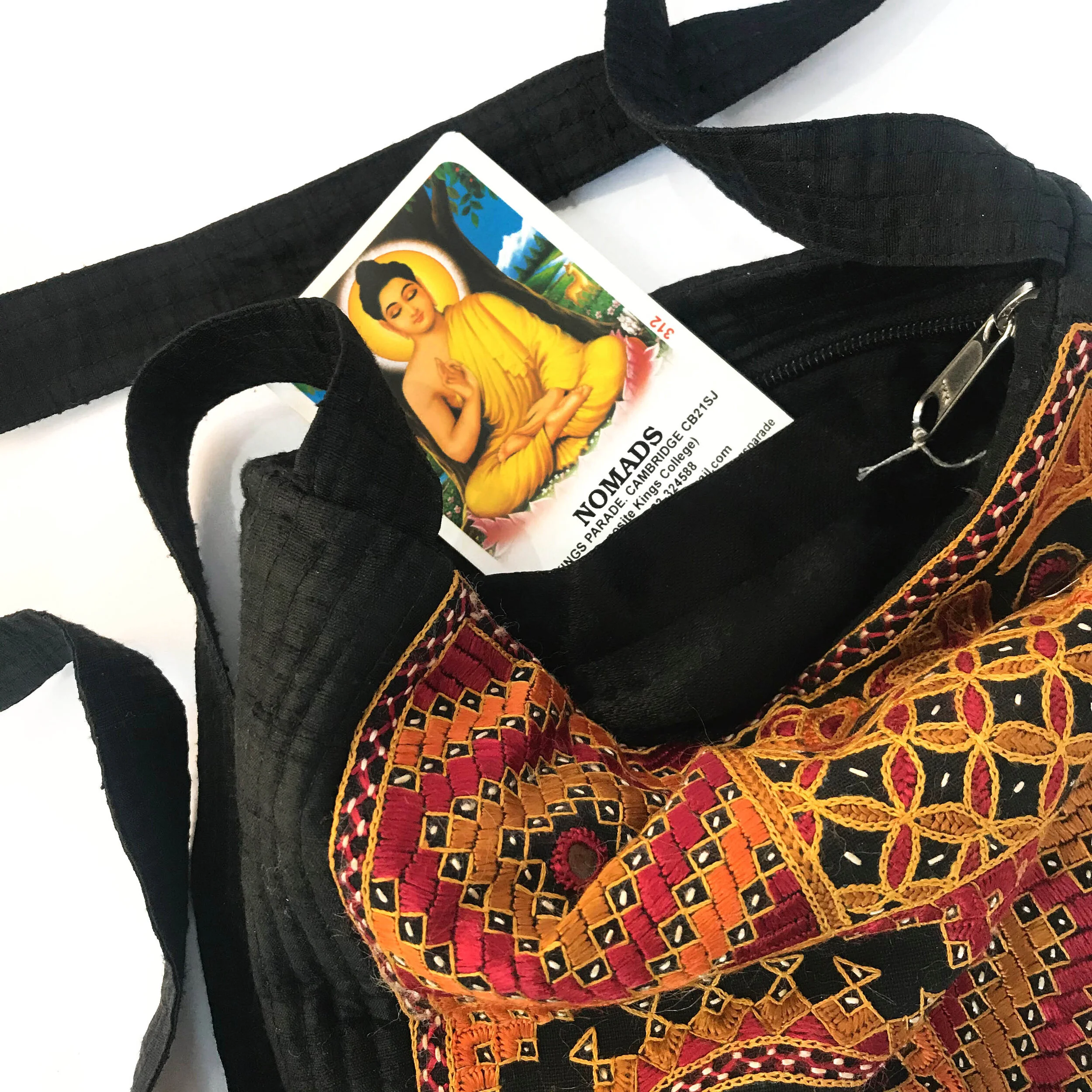 004B_ Hi_TShldBag.jpeg