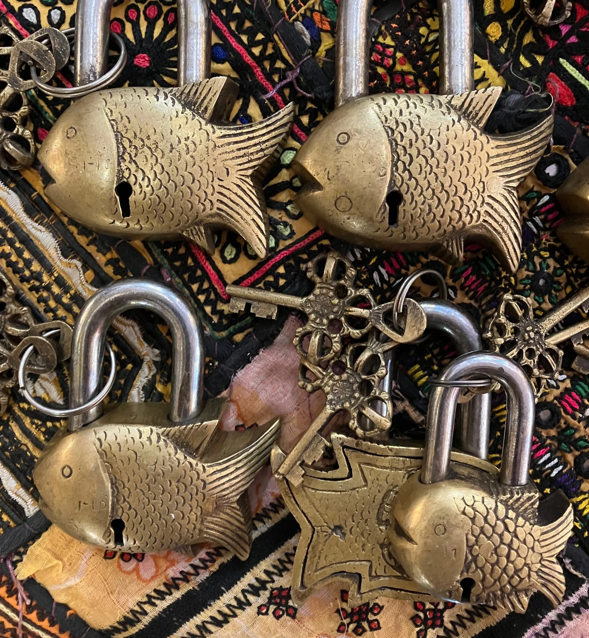 Fish+locks+-+Group+2.jpg