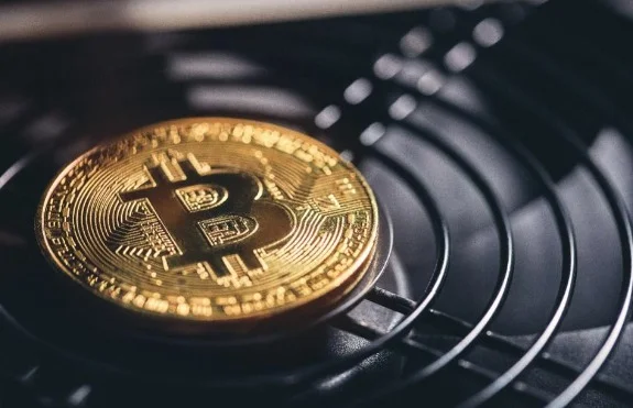 Bitcoin, Ripple And Litecoin Sell-Off: Is It Different This Time Around?