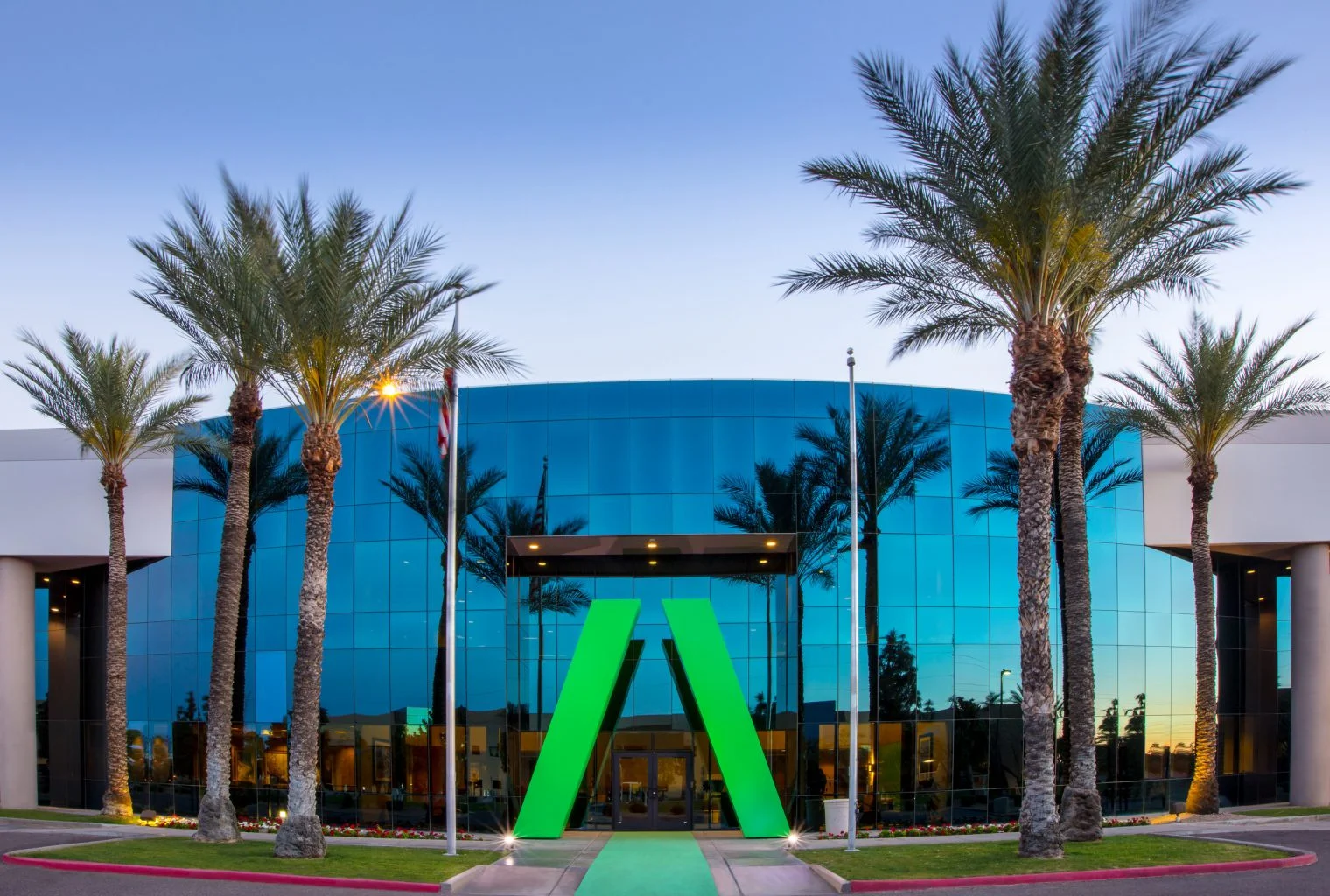 American Electronics Giant Avnet Now Accepts Bitcoin Cash Payments