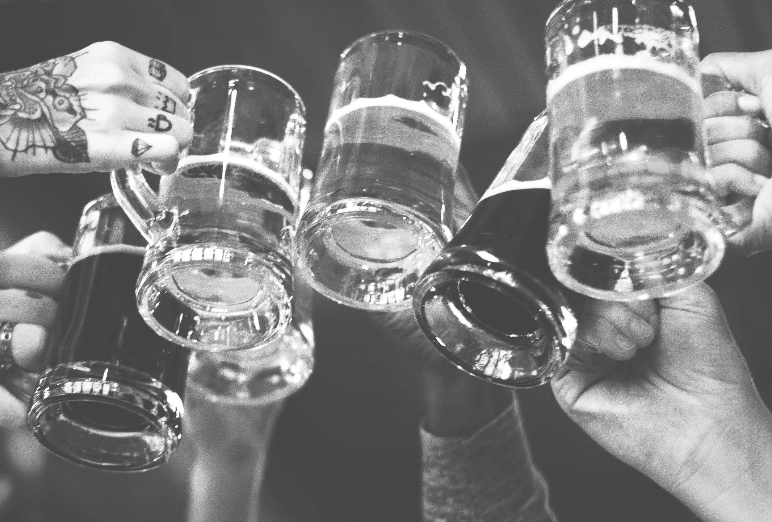 alcoholic-beverage-ale-beer-1464825.jpg
