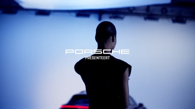 Porsche Girlhood dreams - Hero