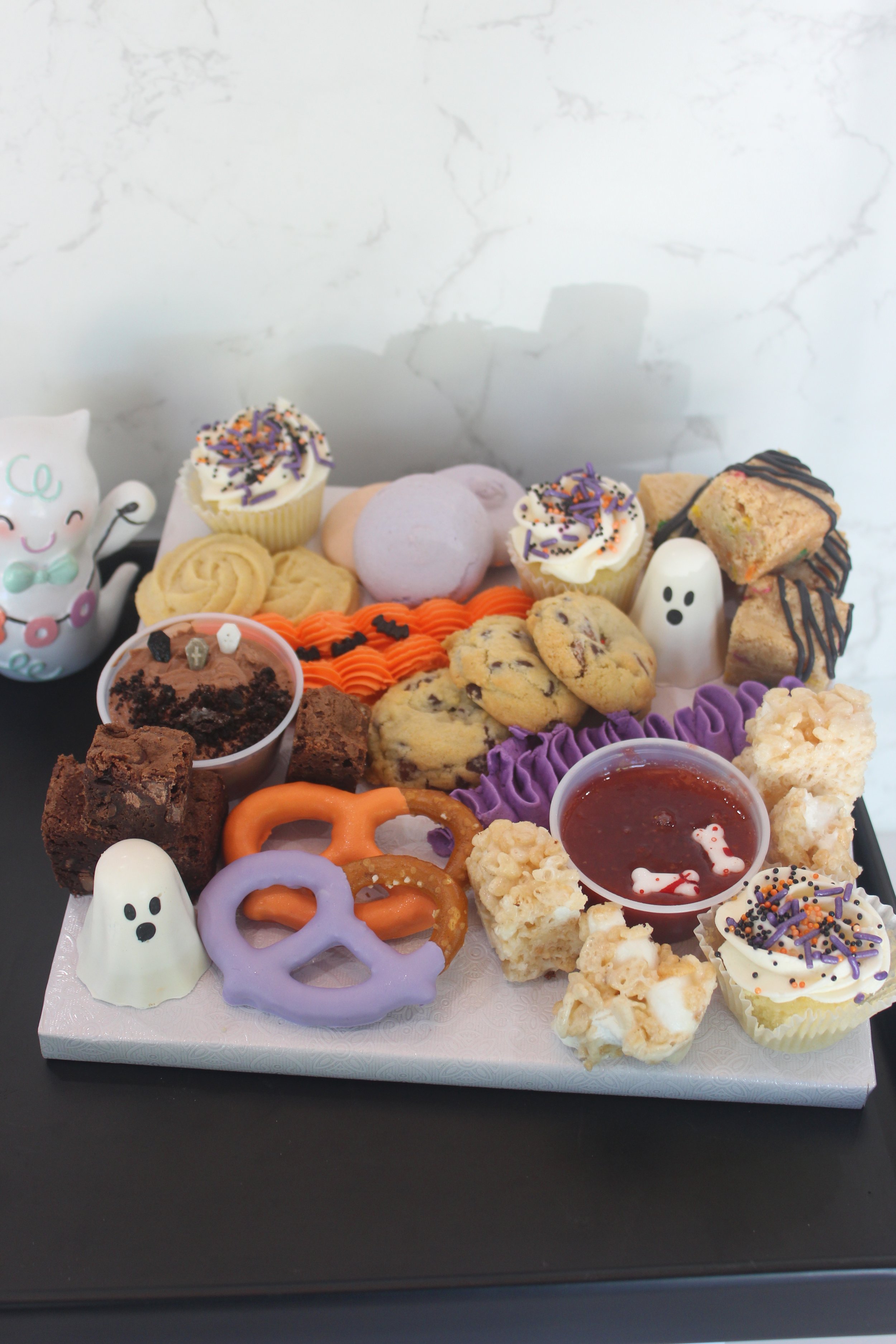 Halloween Char-Boo-Terie Dessert Board