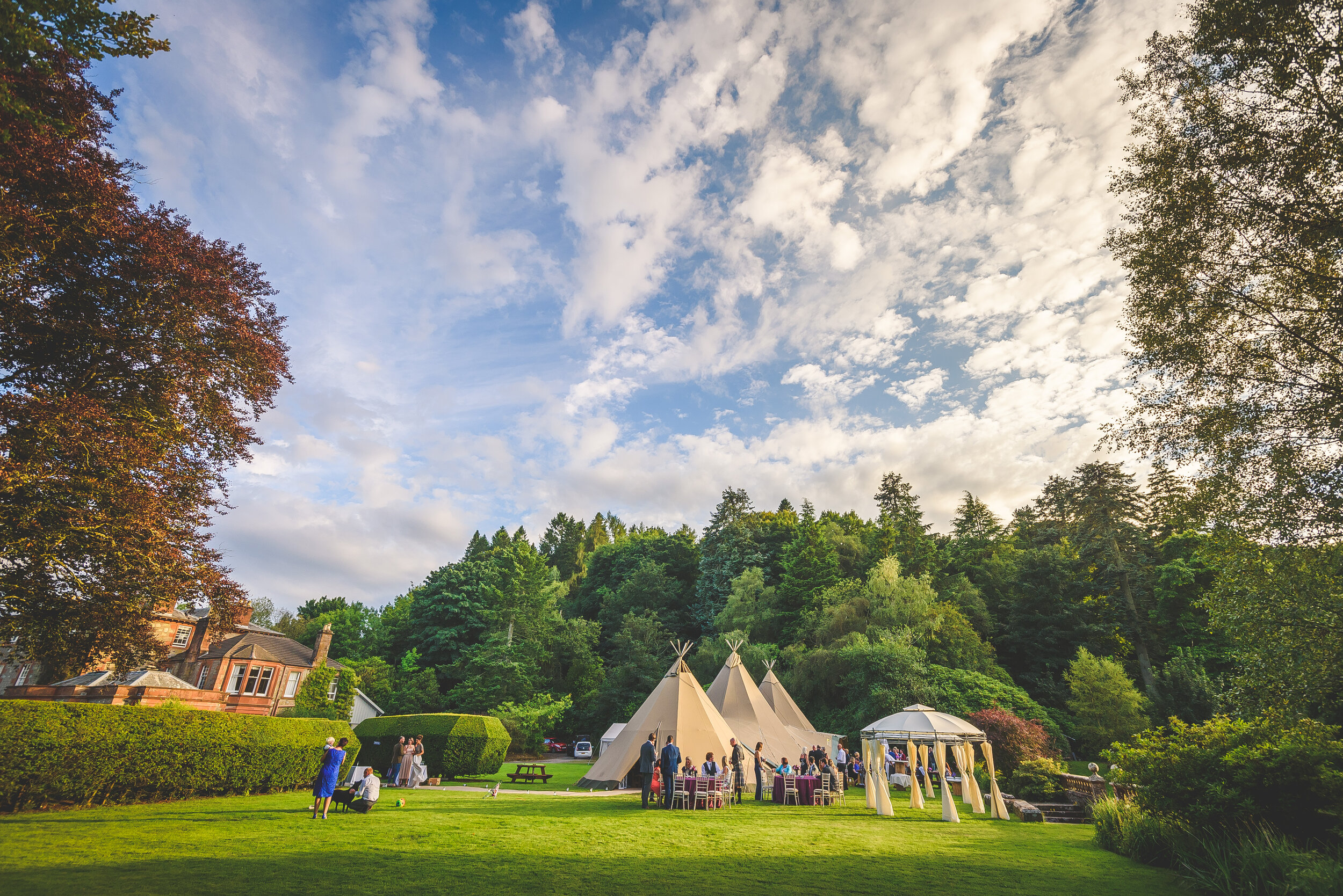 Duncan_Ireland_Photography_Mabie_House_LK_SM_409_Colour.jpg