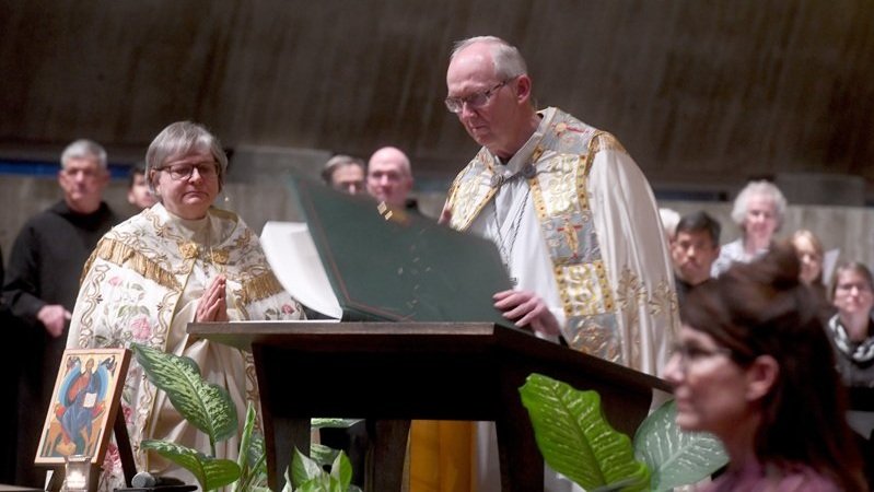 Community celebrates anniversary of commissioning of Saint John’s Bible
