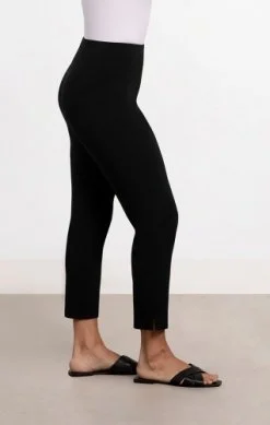 narrow pant ankle black 2.jpeg